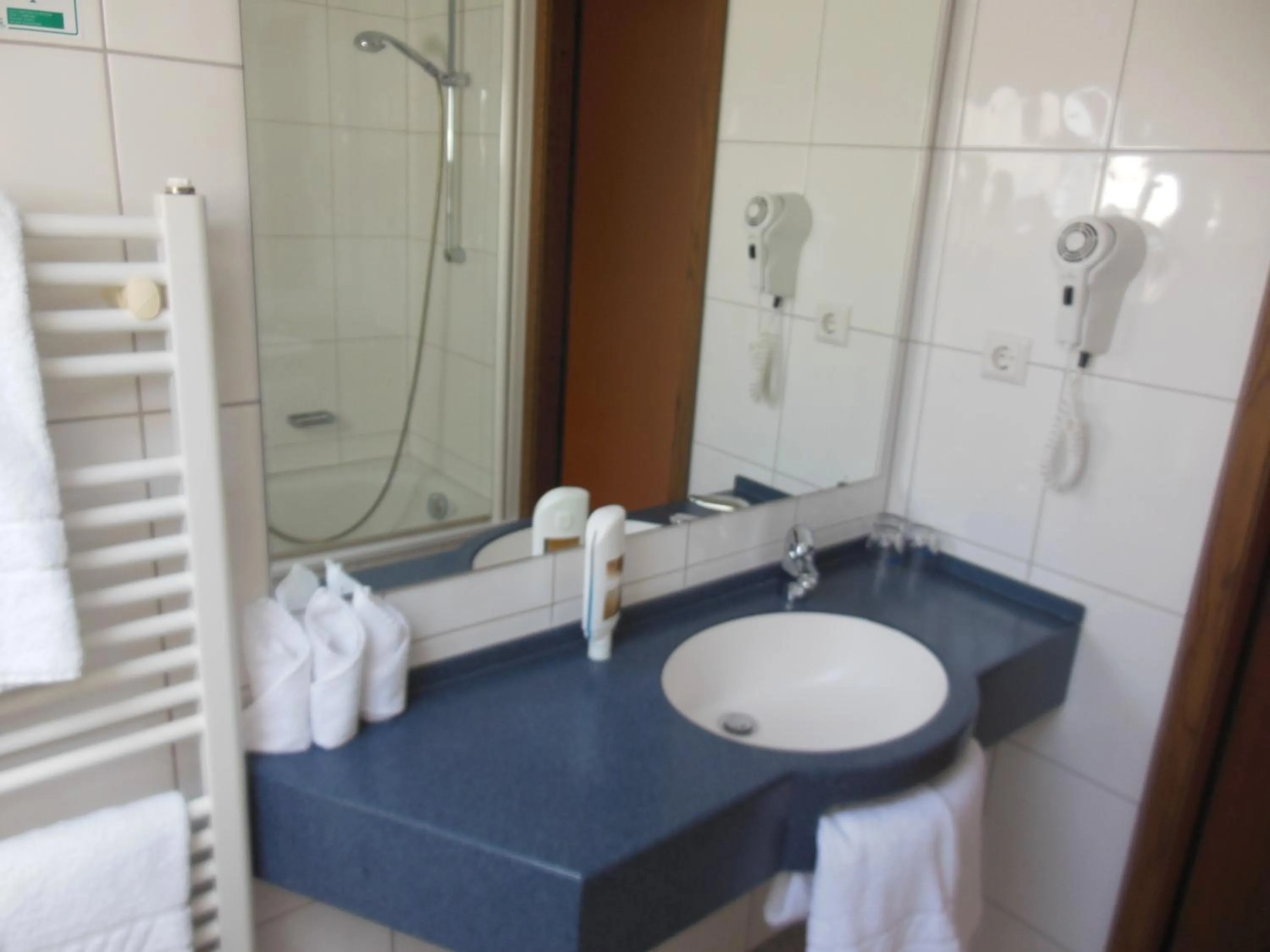 Bathroom in Hotel & Restaurant Zum Ochsen -Ox Distillery