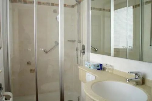 Bathroom in Landgasthof Niebler