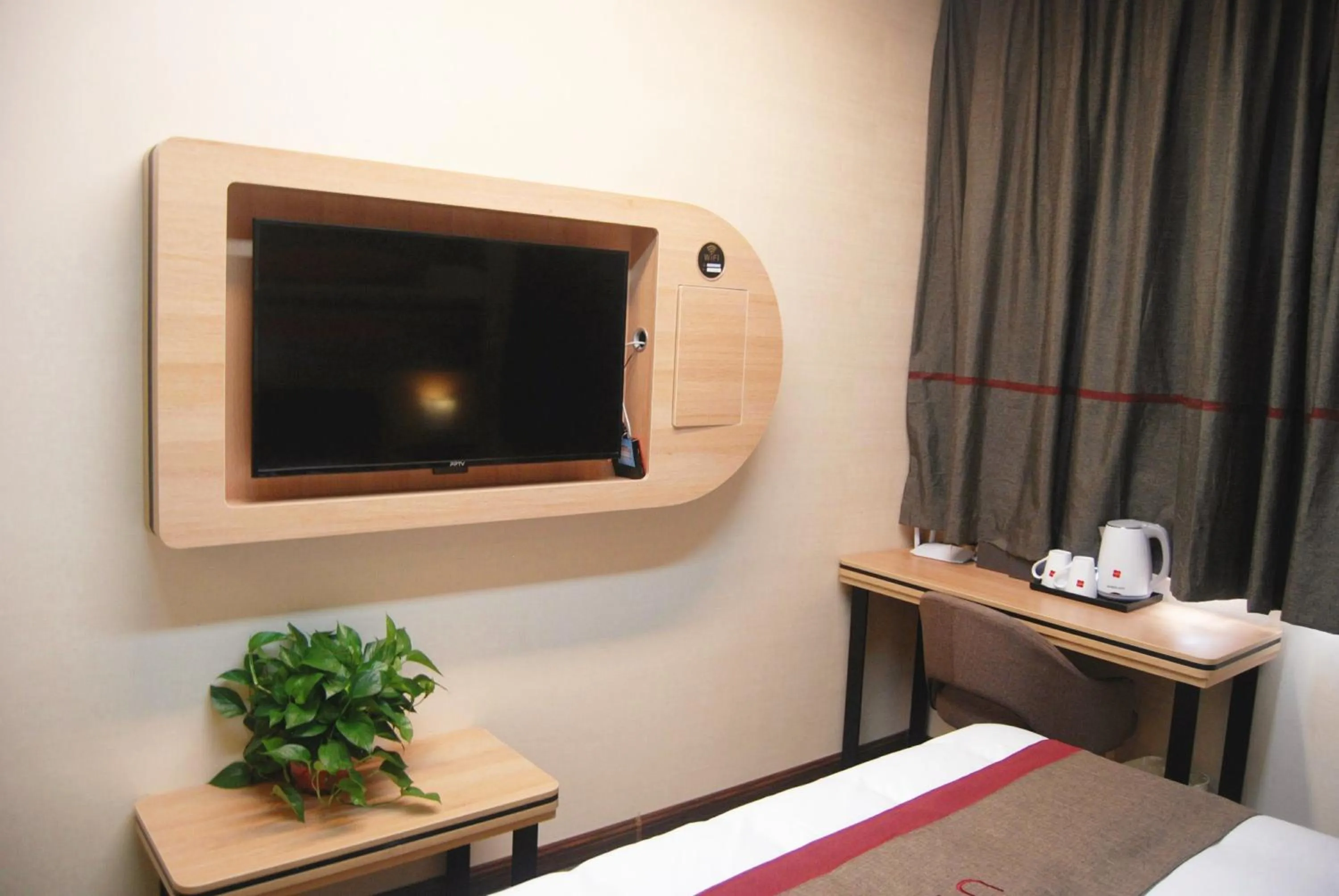 Bed in Thank Inn Chain Hotel Hebei Baoding Wangdu County Bus Station