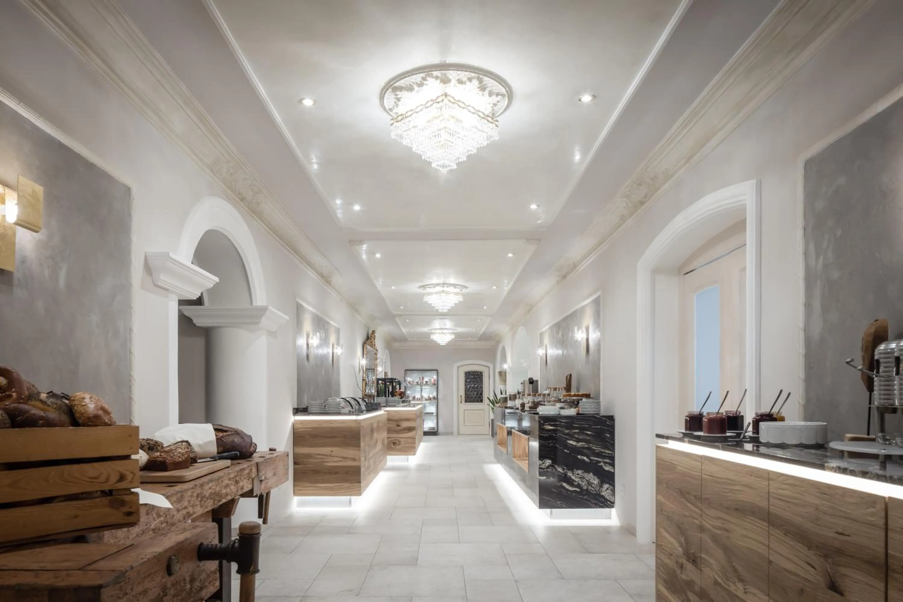 Breakfast in Hotel Donauhof