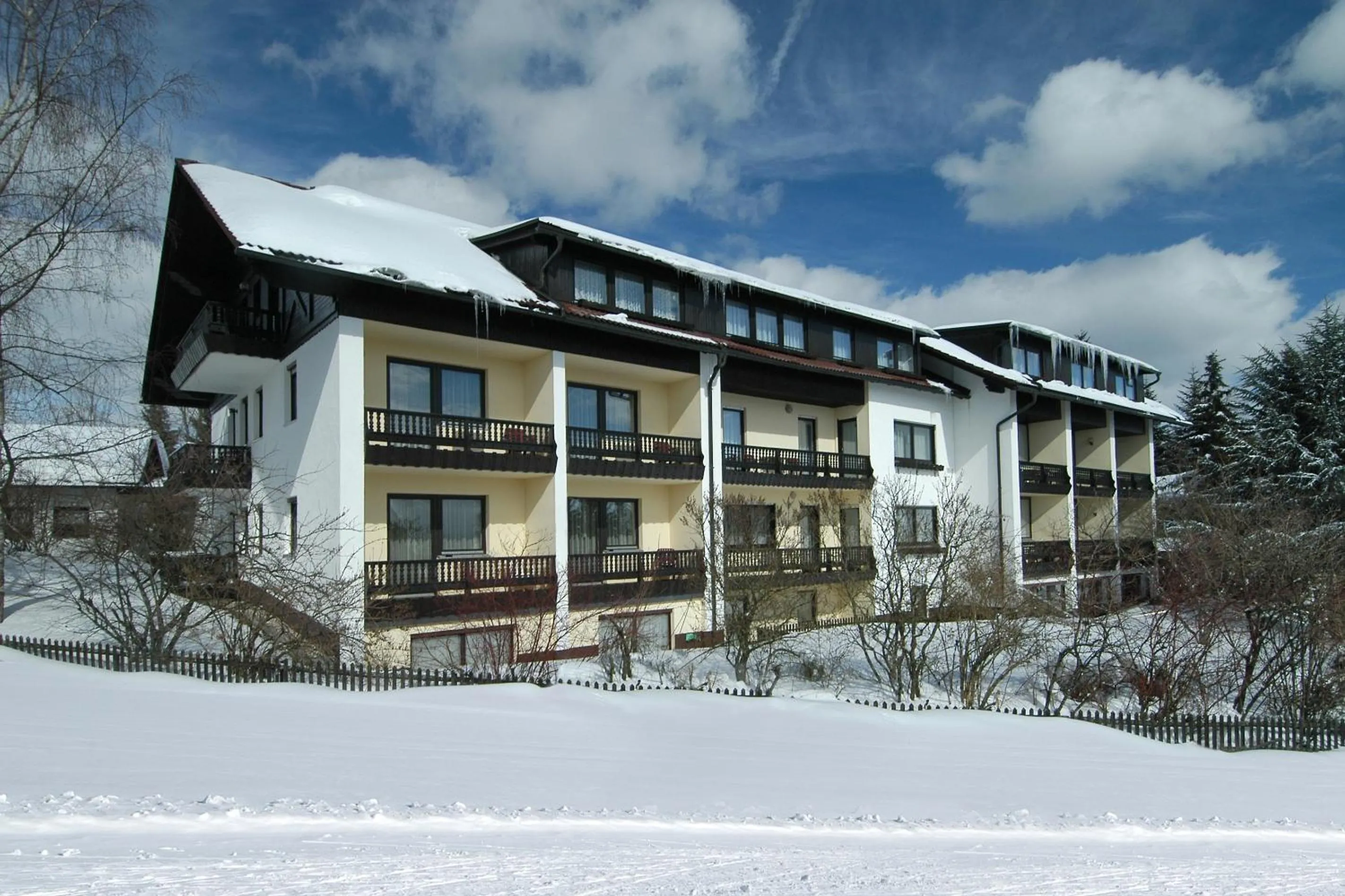 Property building in Hotel Dreisonnenberg