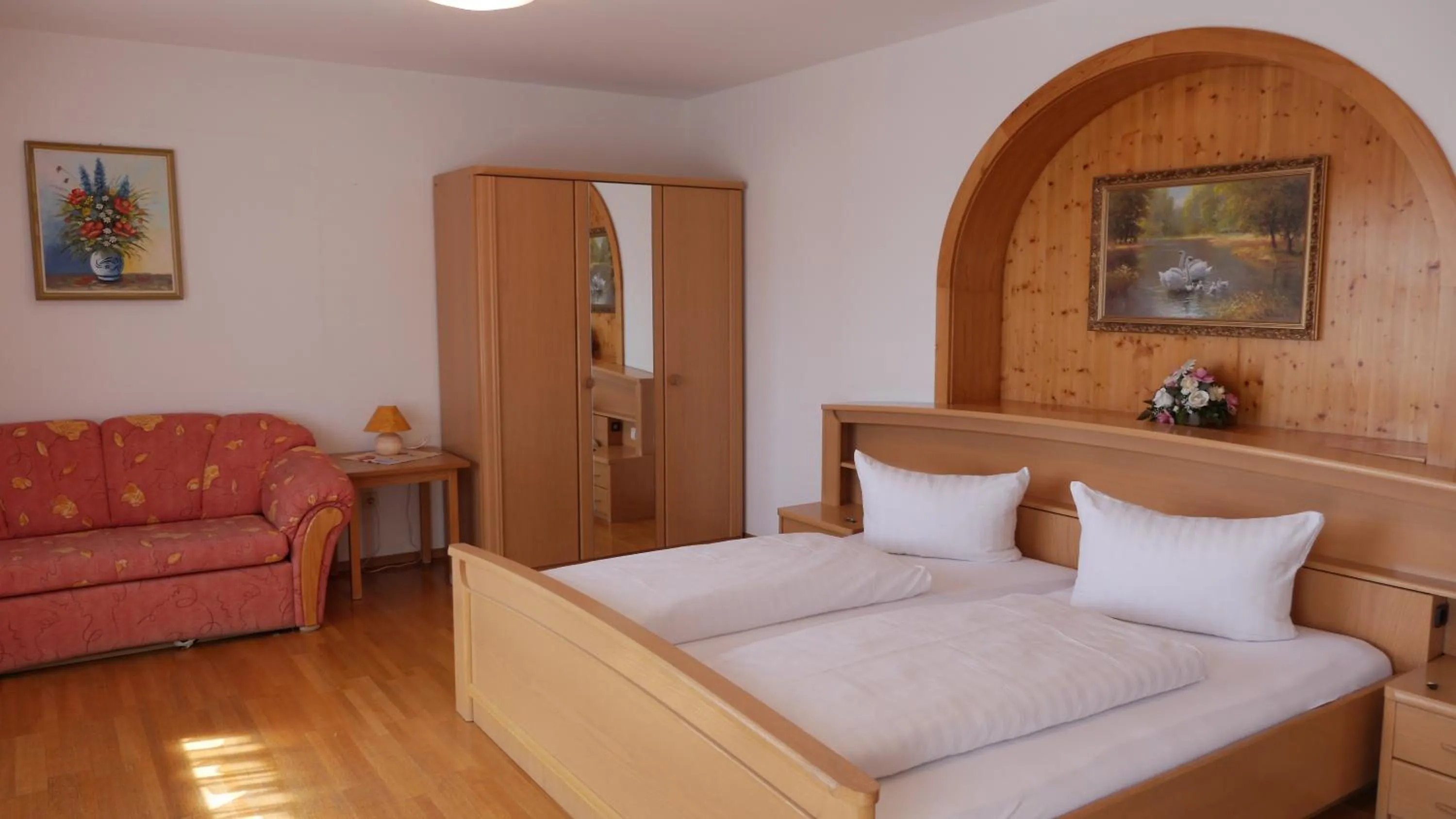 Photo of the whole room, Bed in Hotel Dreisonnenberg