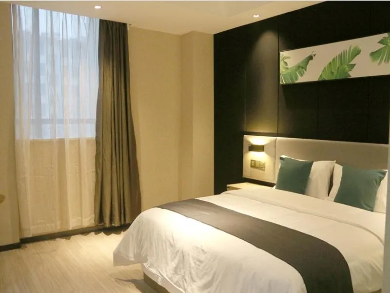 Up And In Shandong Linyi Lanshan District Taisheng Square