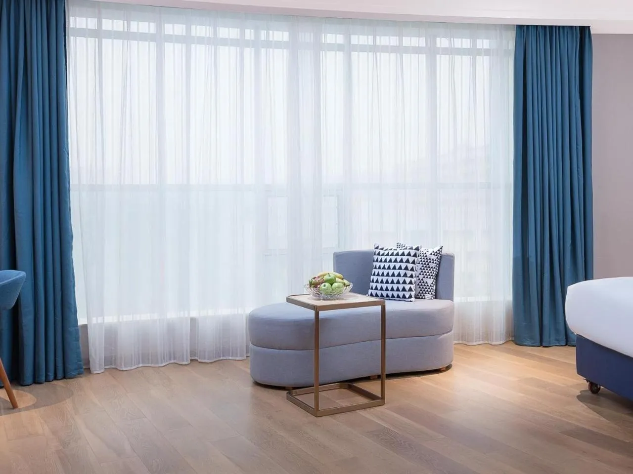 Bed in Shenzhen Universide-Senter＆BaoHe Road Kyriad Marvelous Hotel