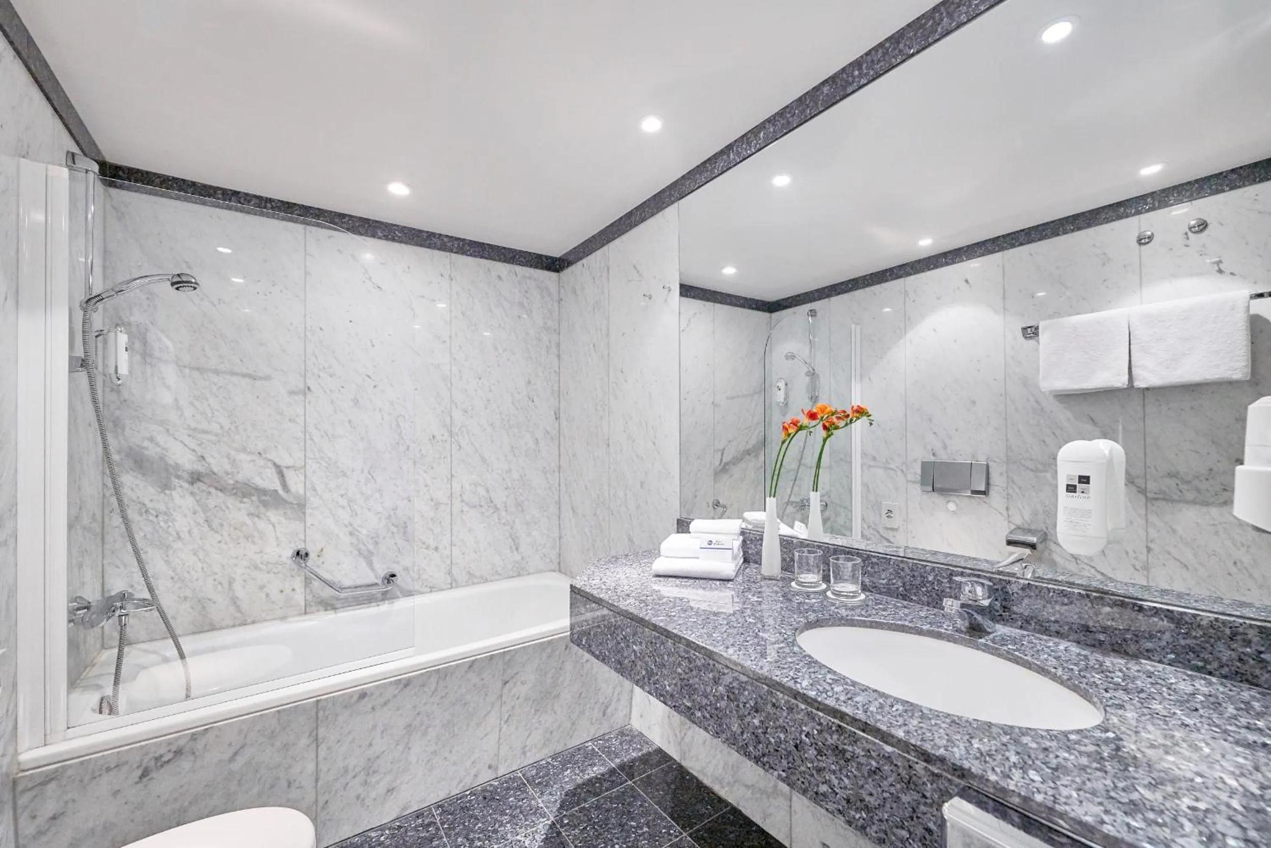 Bathroom in Best Western Hotel Leipzig City Centre