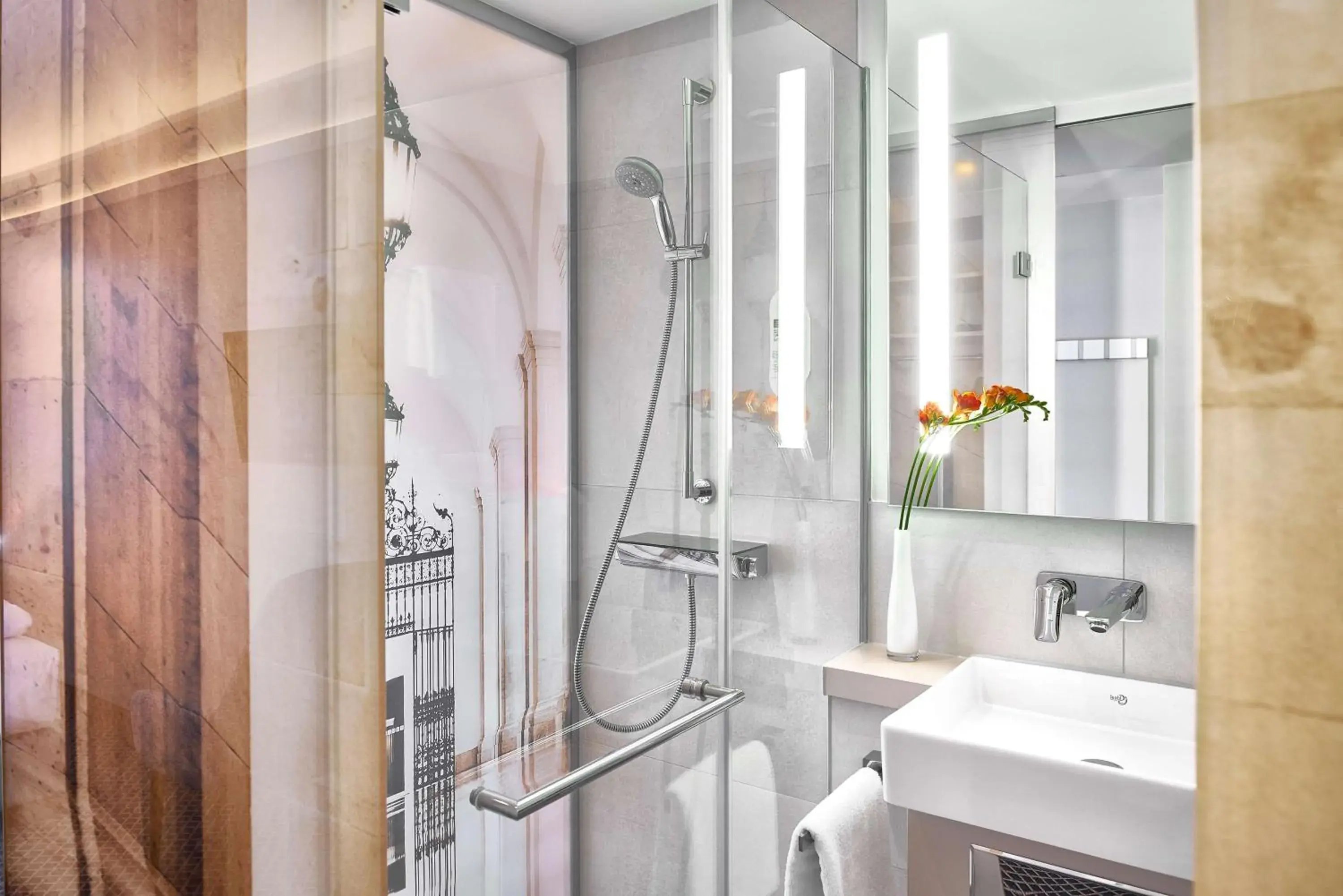 Standard Twin Room in Best Western Hotel Leipzig City Centre Standard Twin Room in Best Western Hotel Leipzig City Centre