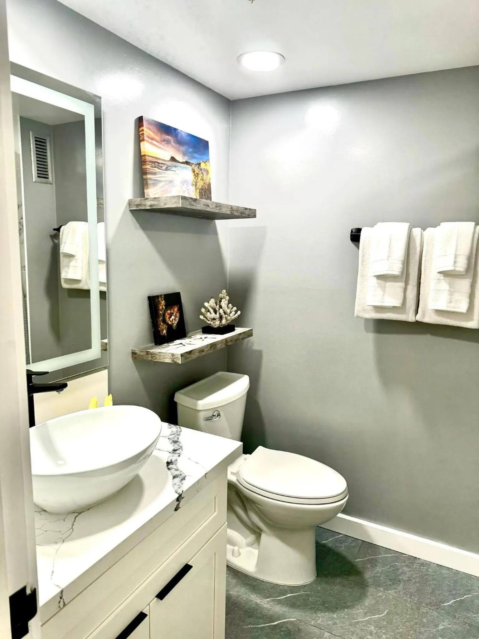 Marine Surf 16th floor