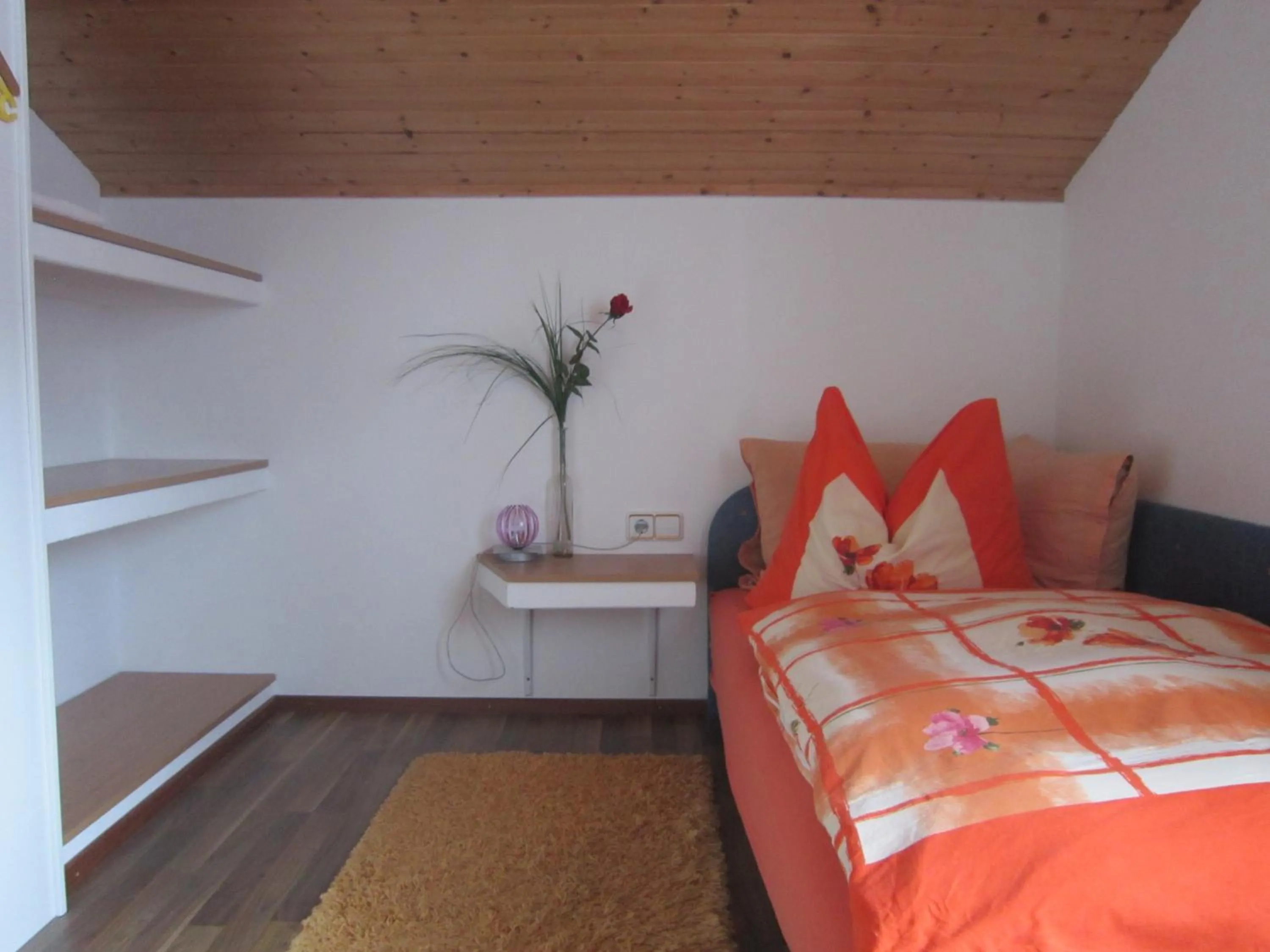 Photo of the whole room, Bed in Haus Jochum