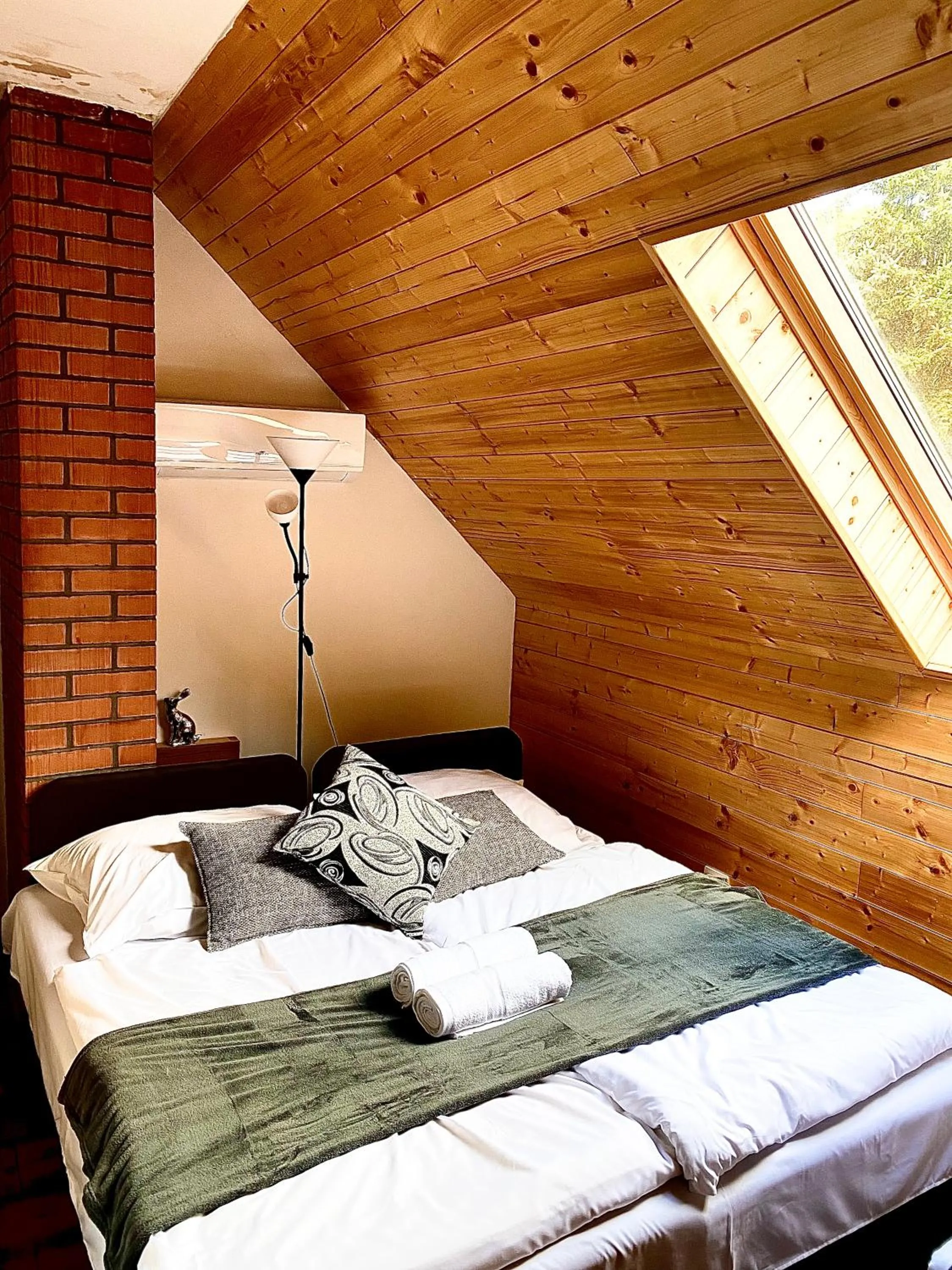 Bed in Fakanalas Fogadó