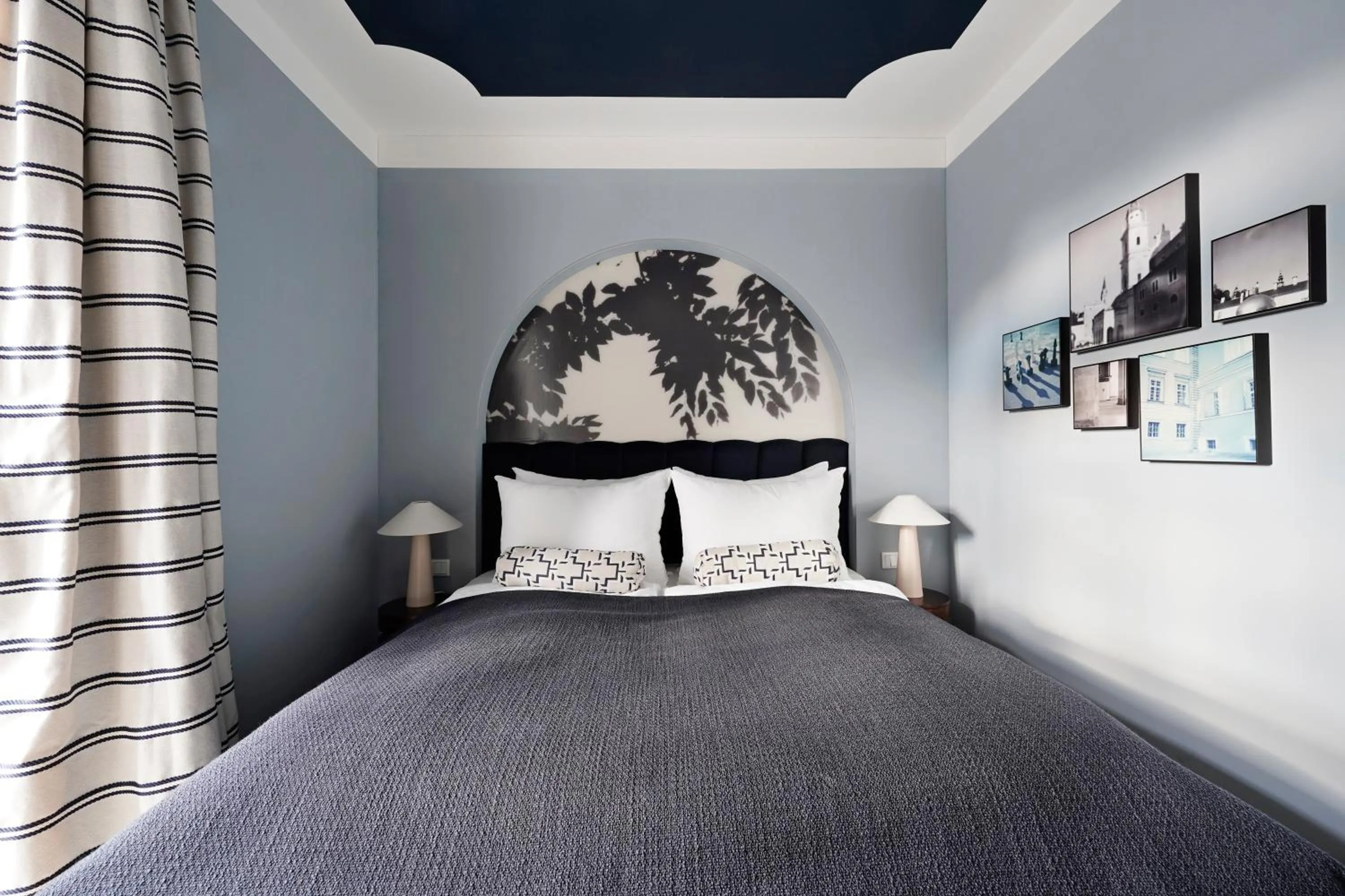 Photo of the whole room, Bed in Numa Salzburg Maximilian