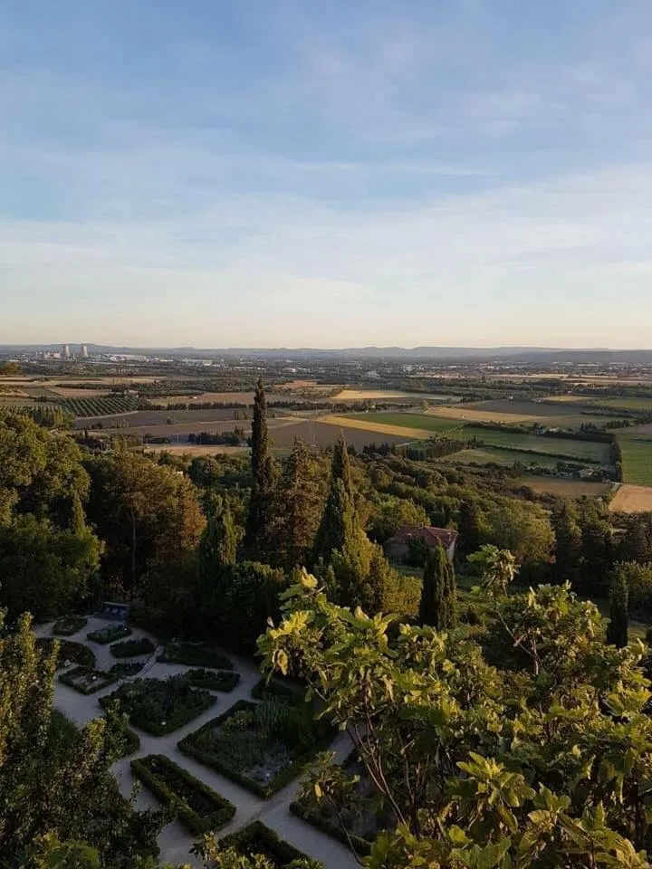 Natural landscape in Chambre d’hôtes vaucluse