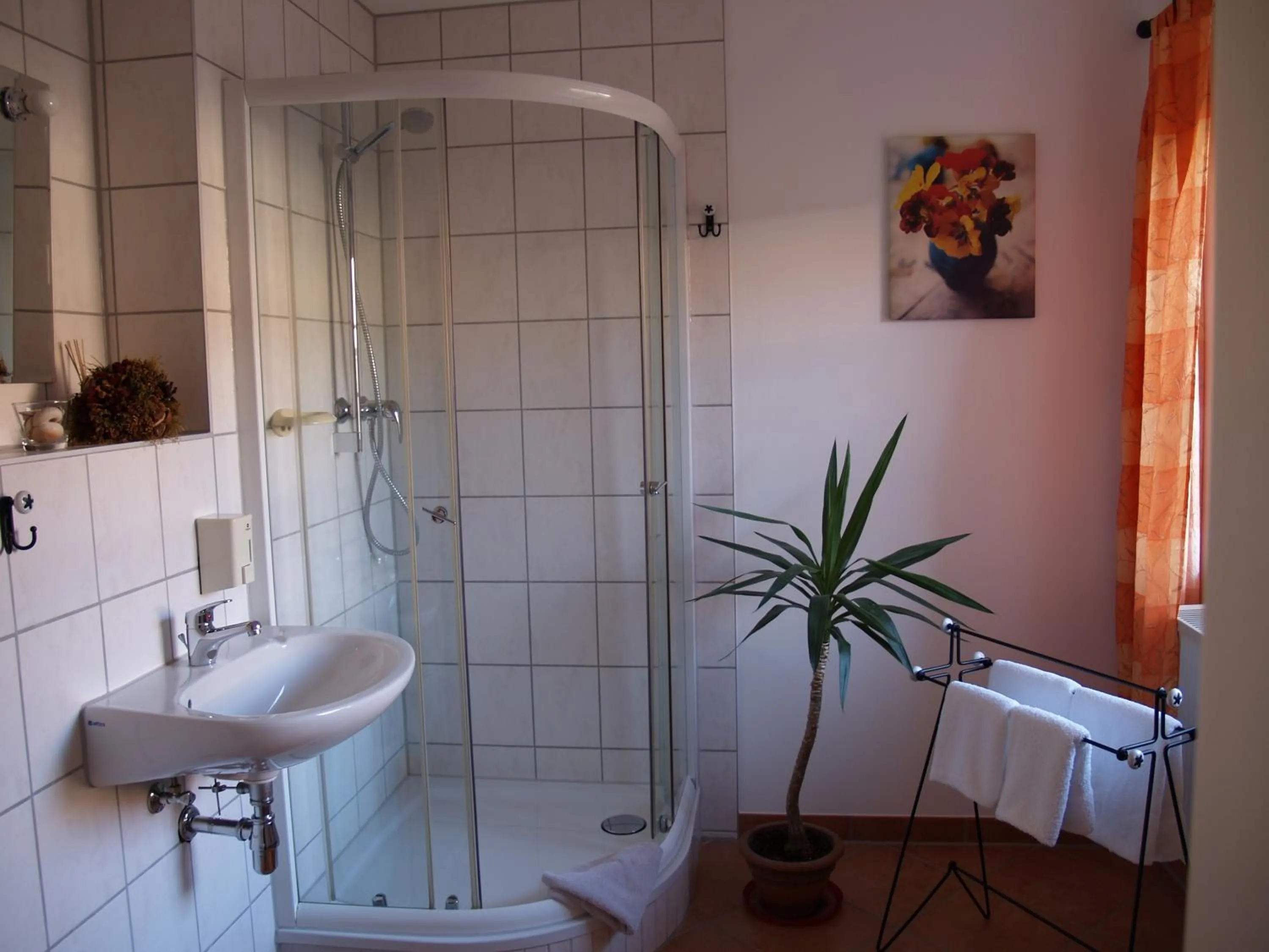 Bathroom in Hermanns Hotel Zum Goldenen Stern