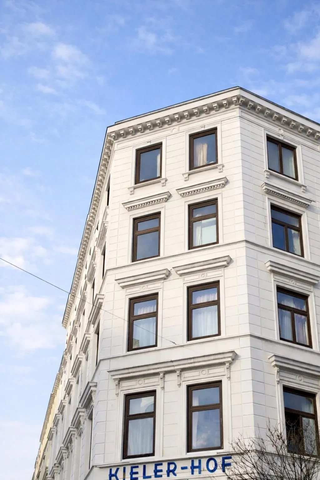 Property building in Hotel Kieler Hof - Hamburg Central Station