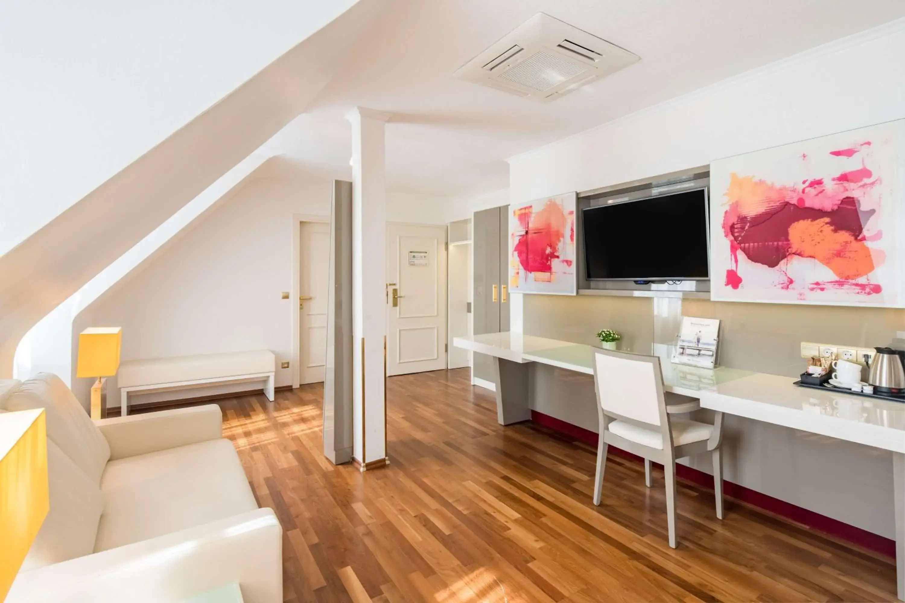 Junior Suite with Double Bed - single occupancy in Best Western Plus Hotel StadtPalais Junior Suite with Double Bed - single occupancy in Best Western Plus Hotel StadtPalais