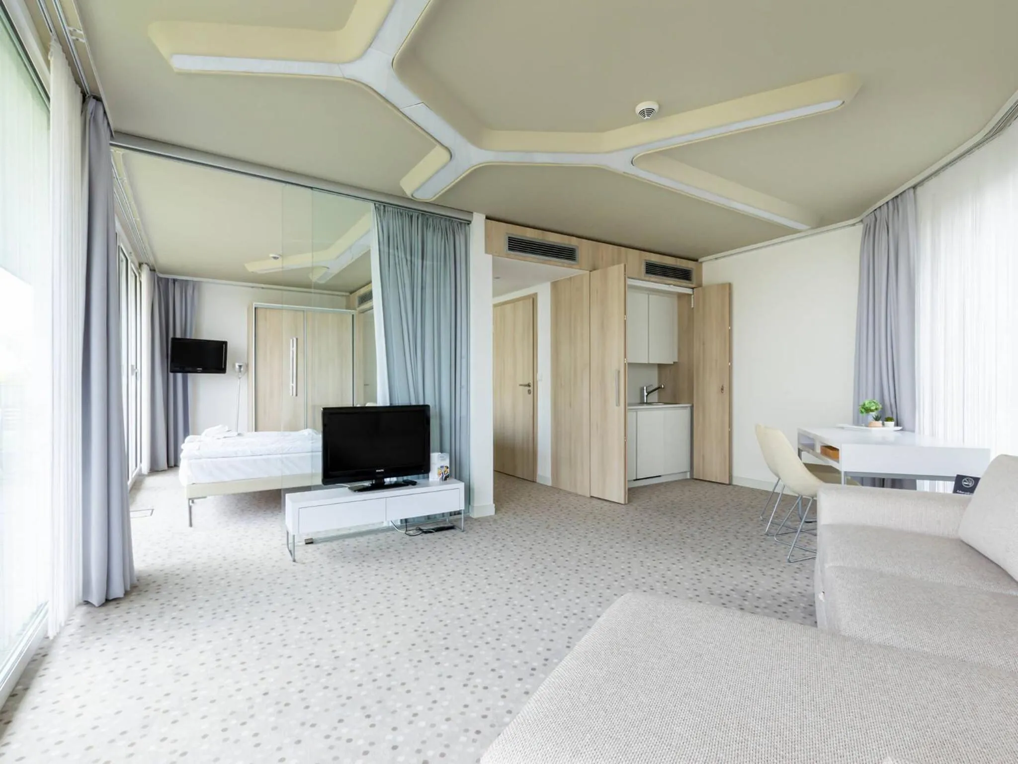 TV and multimedia in VacationClub – Ultra Marine Apartament 27