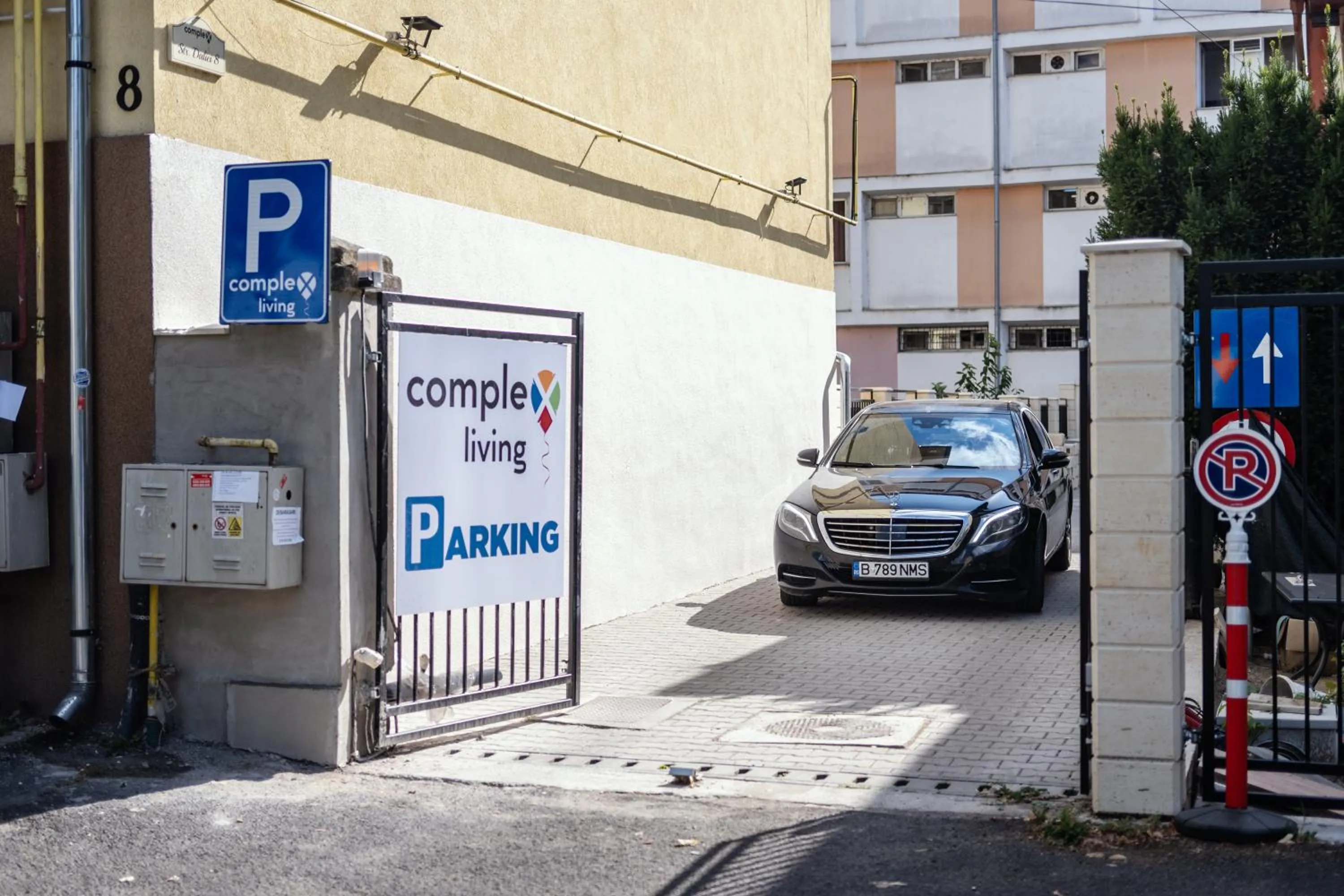 Property building in compleX living aparthotel