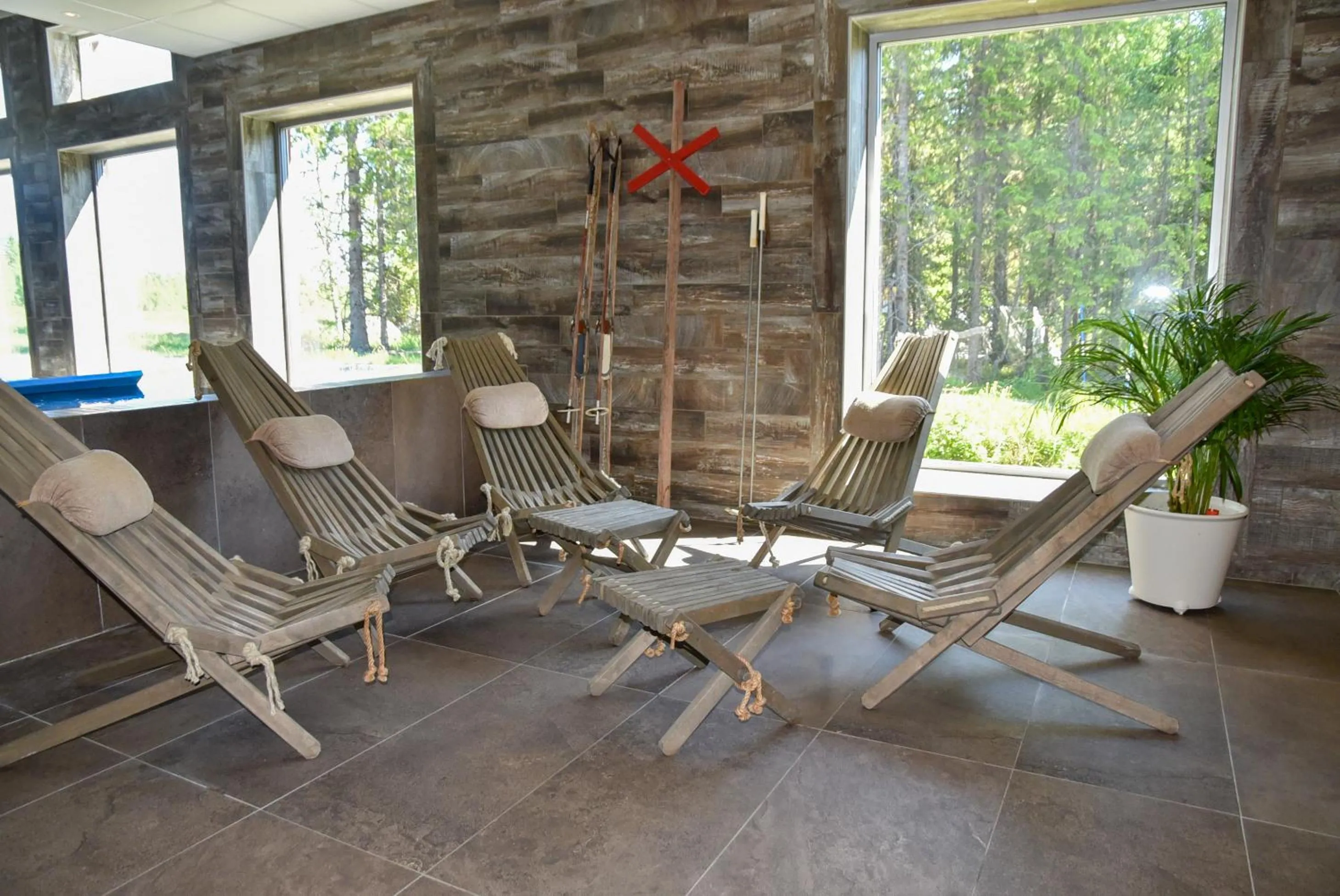 Seating area in Big River Camp Hotel & Spa