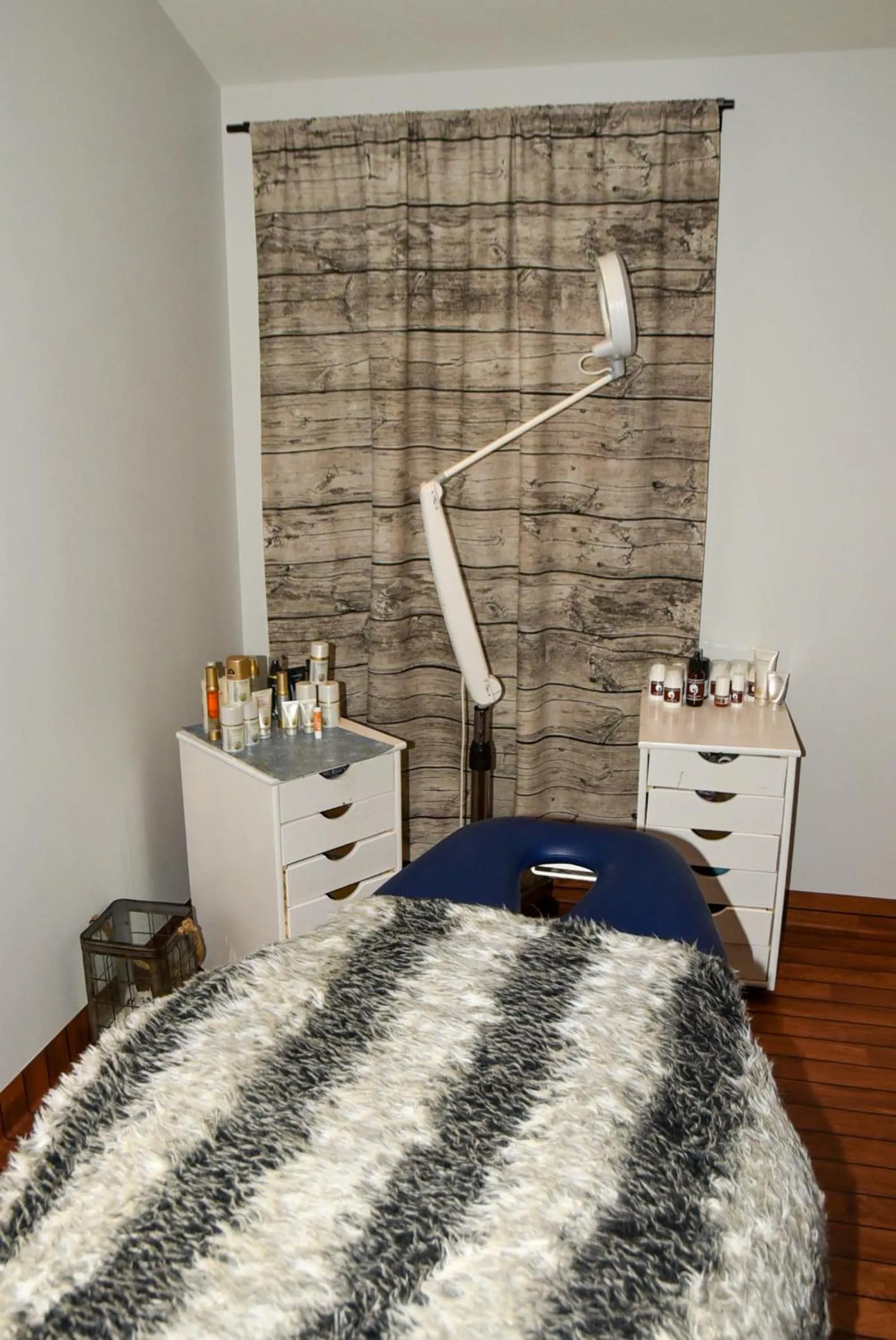 Massage, Bed in Big River Camp Hotel & Spa