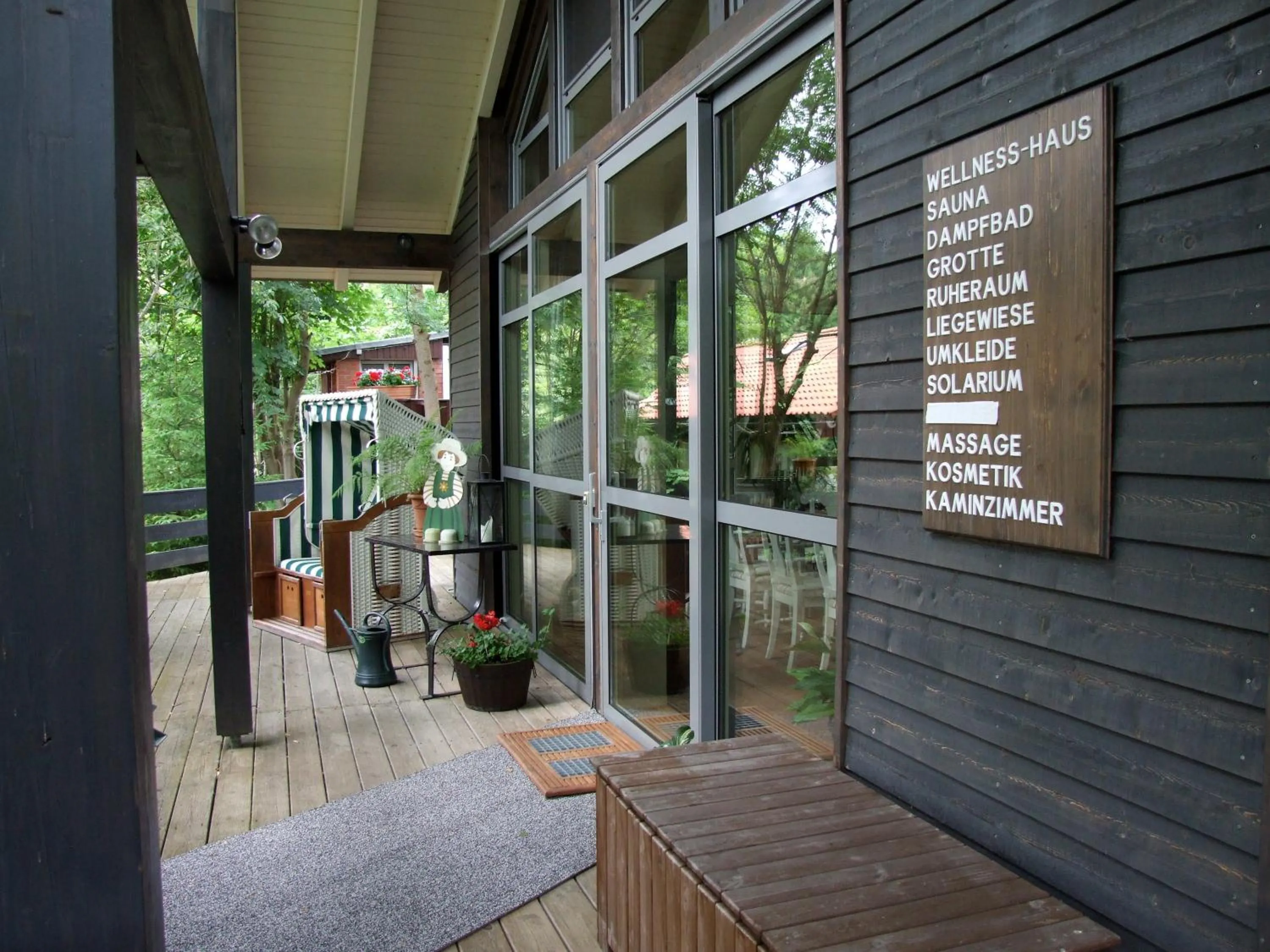 Facade/entrance in Hotel Grüne Tanne Mandelholz