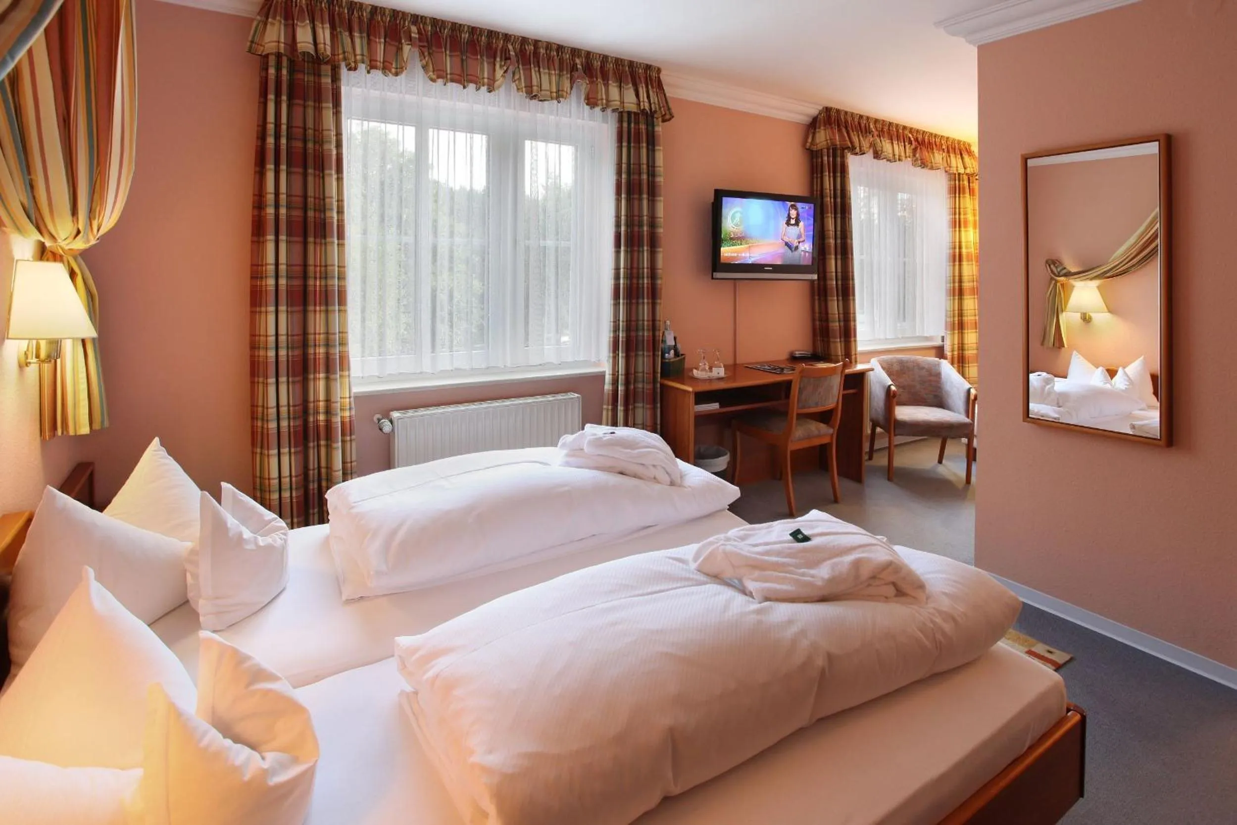 Photo of the whole room, Bed in Hotel Grüne Tanne Mandelholz