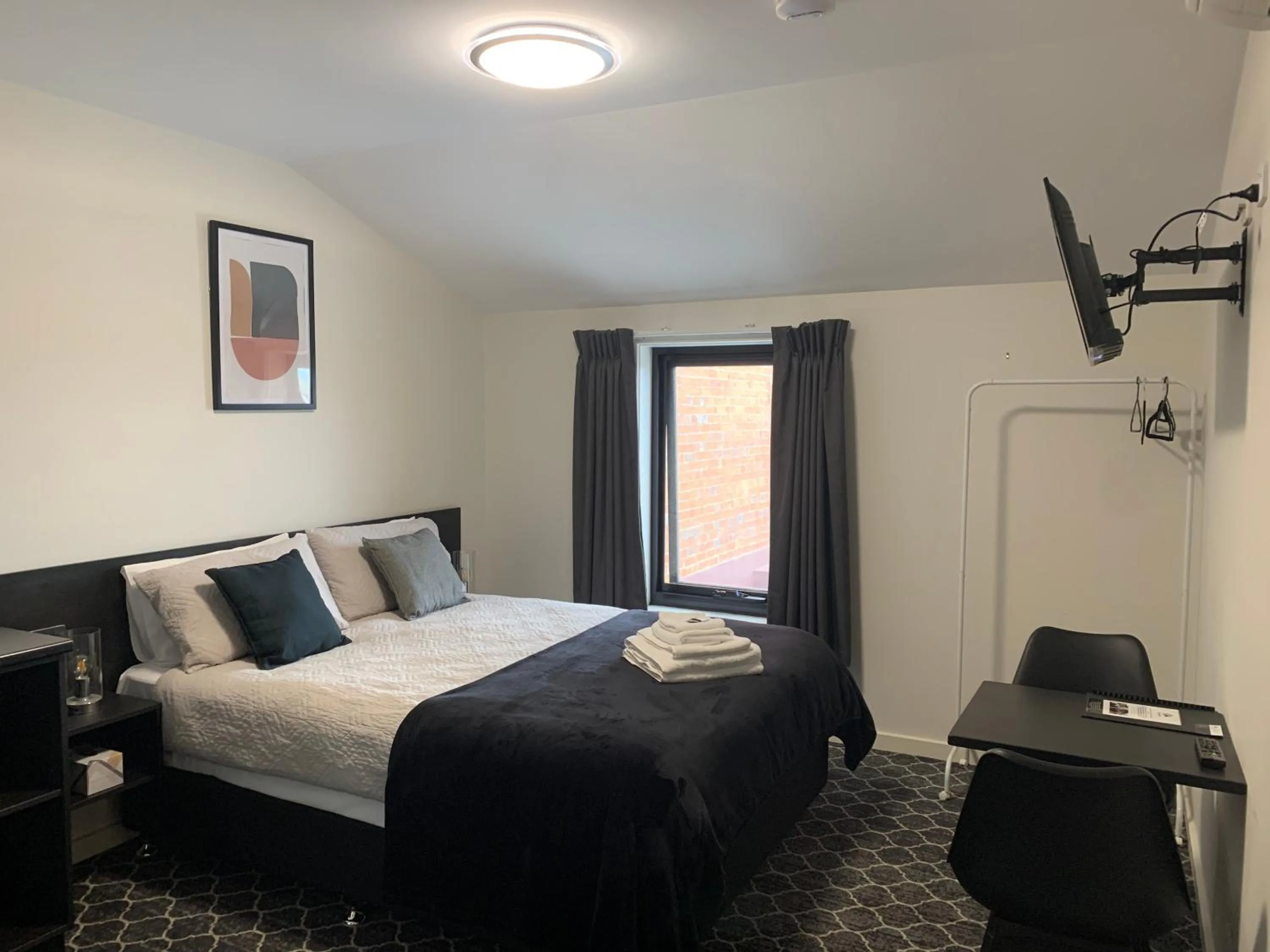 Bed in Queens Arms Hotel