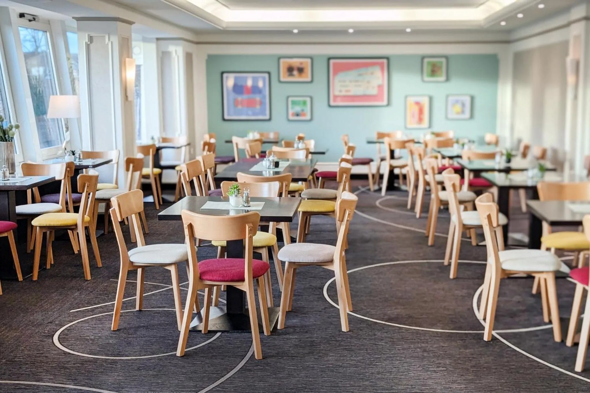 Breakfast in Garner Hotel Hamburg - Wandsbek Marktplatz by IHG