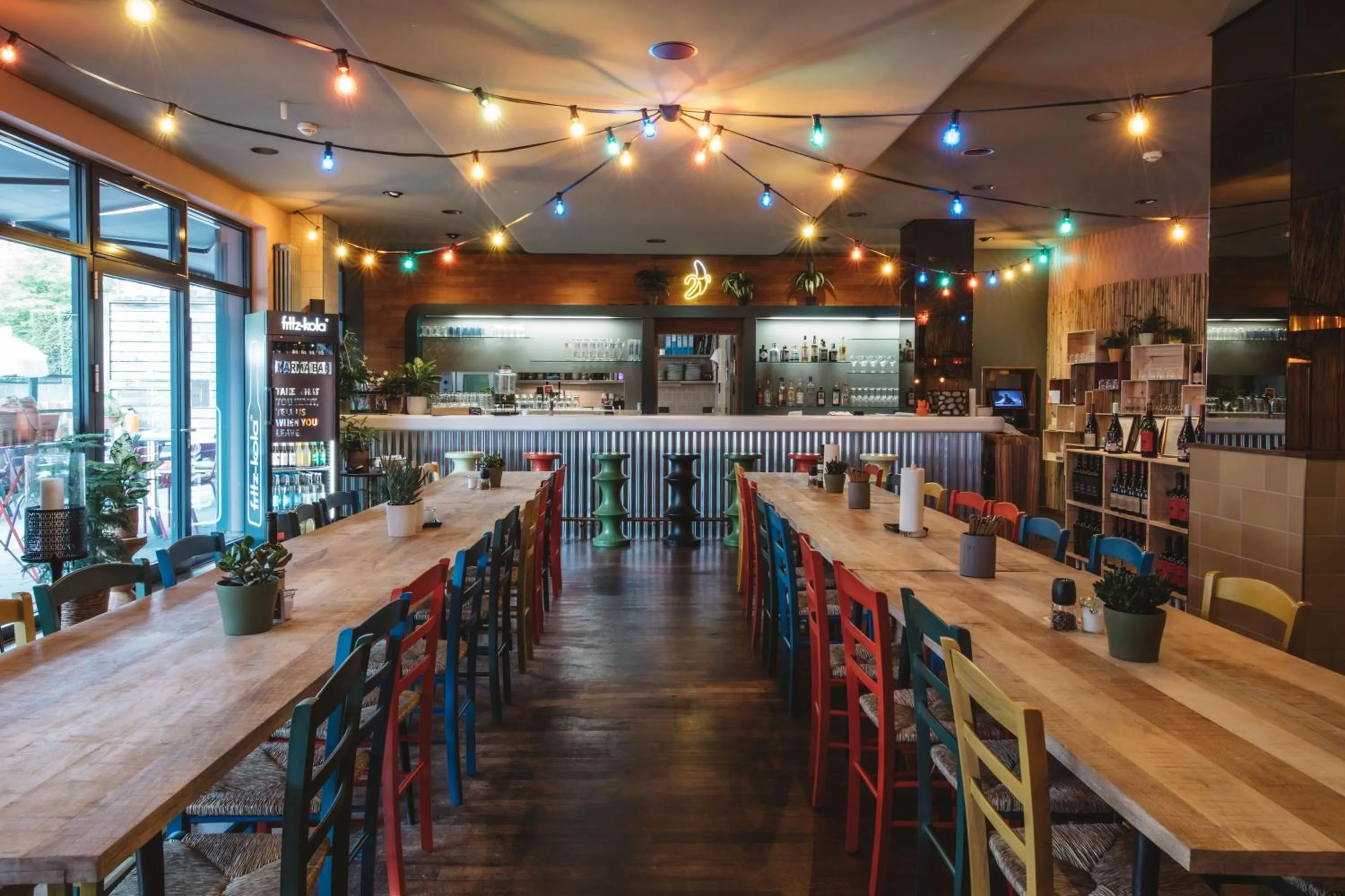 Restaurant/places to eat in Superbude Hamburg Altona