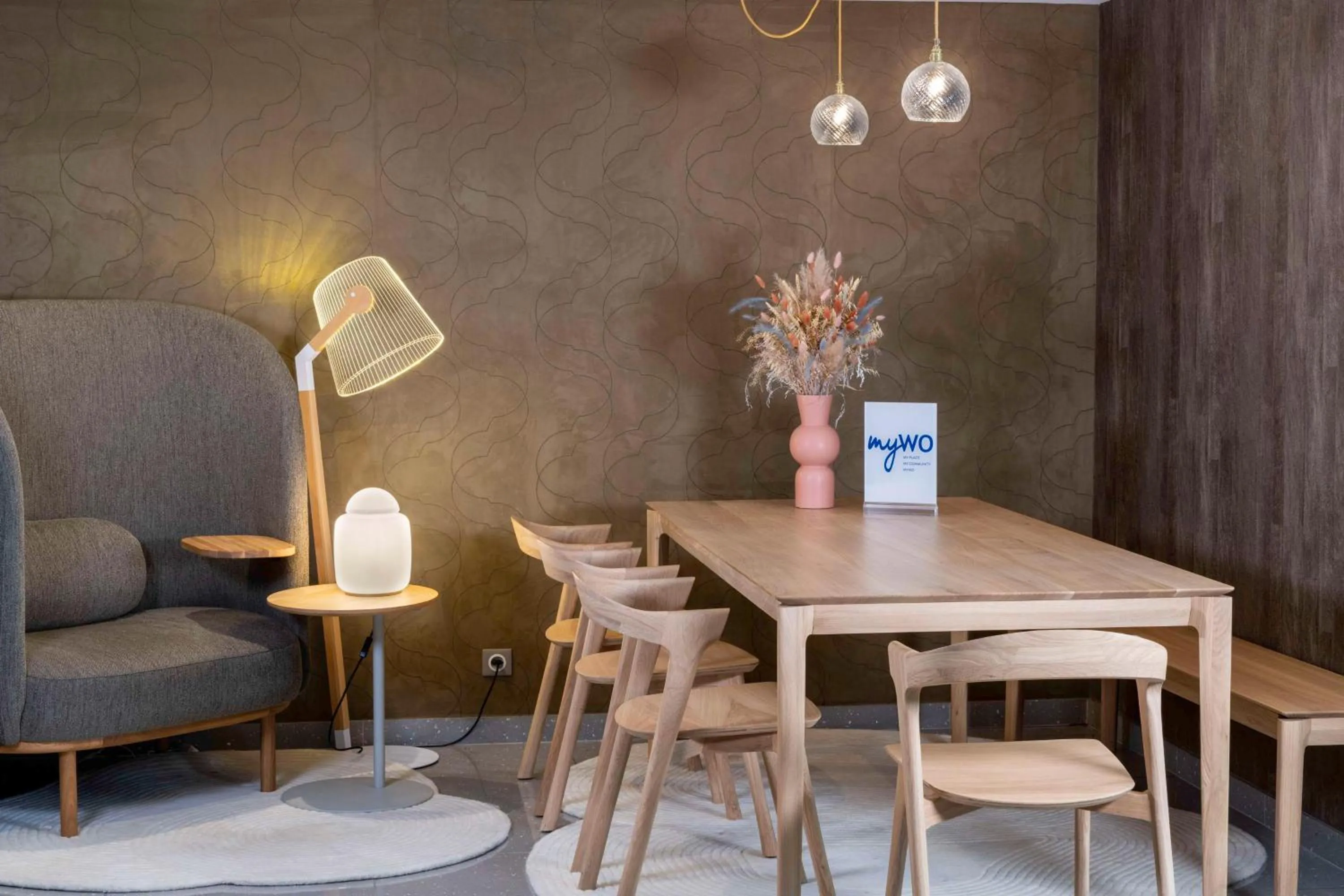 Lobby or reception in Best Western Plus Hôtel Isidore