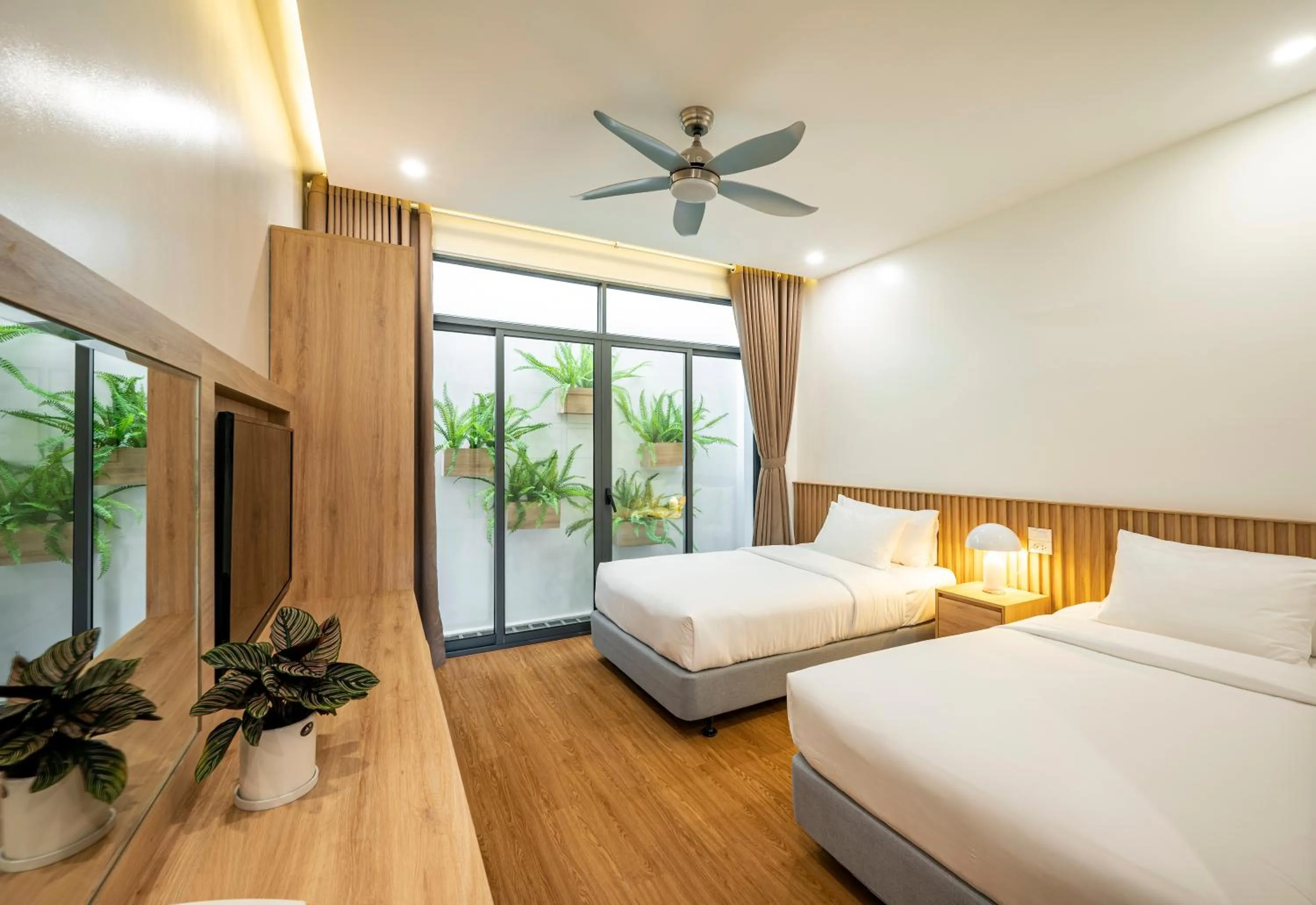 Photo of the whole room, Bed in Ann Hotel & Spa Khem Beach PQ