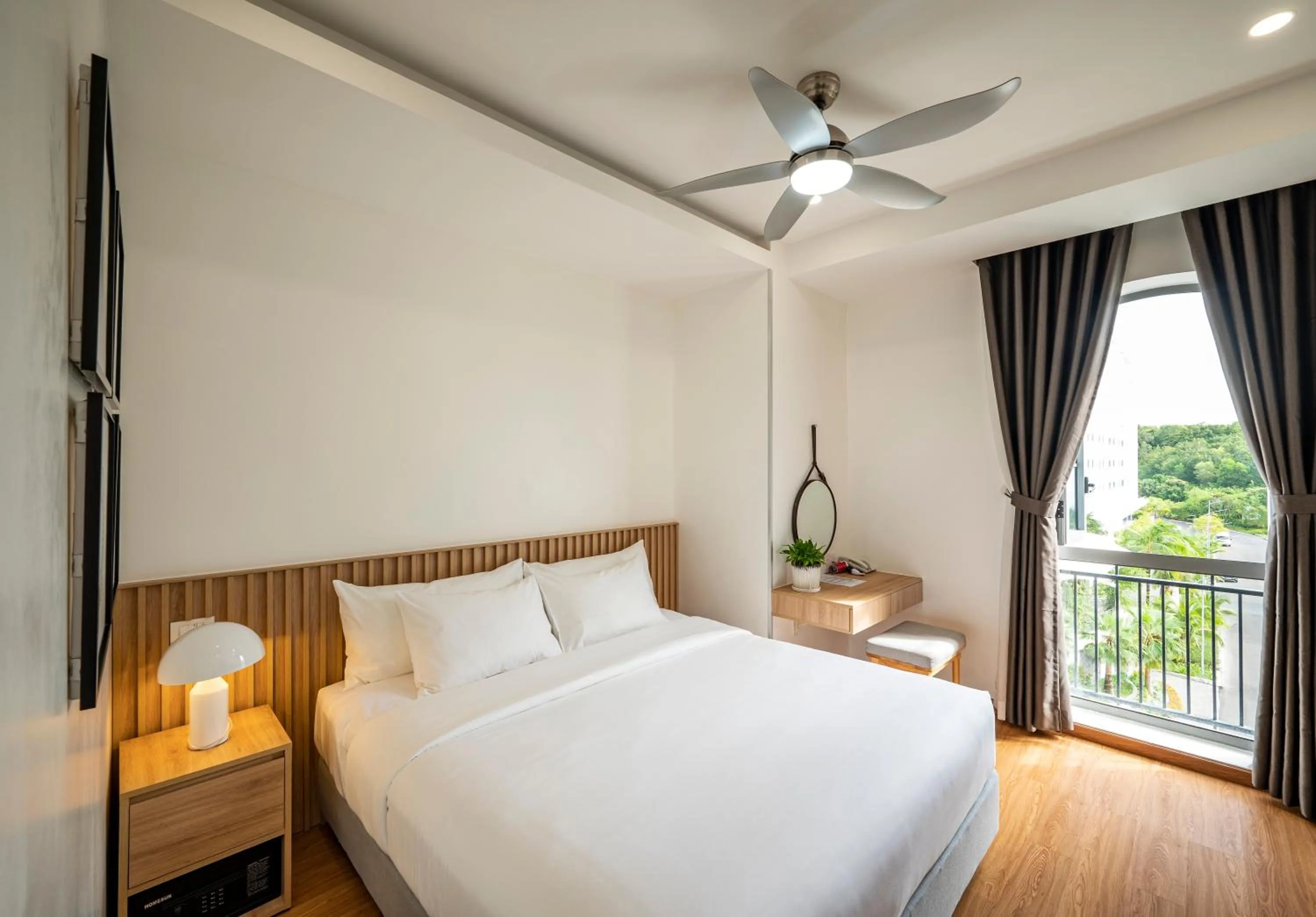 Bedroom, Bed in Ann Hotel & Spa Khem Beach PQ