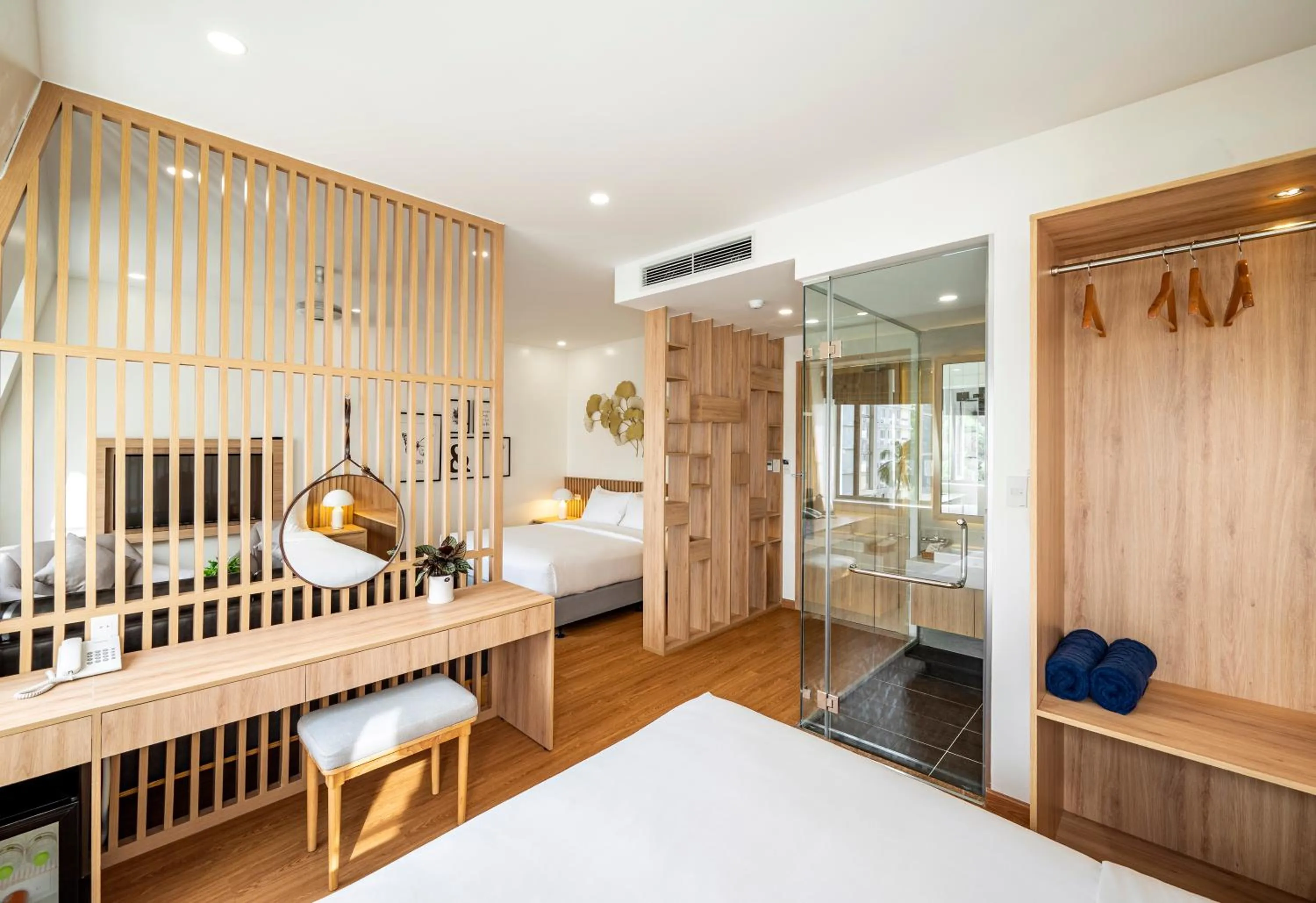 Photo of the whole room, Bed in Ann Hotel & Spa Khem Beach PQ