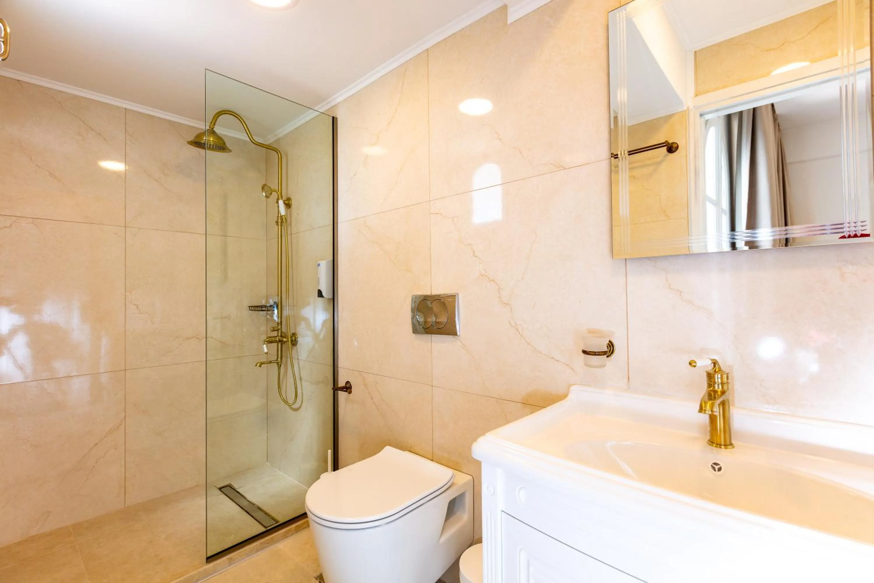 Bathroom in Pinelopi Beach Suites