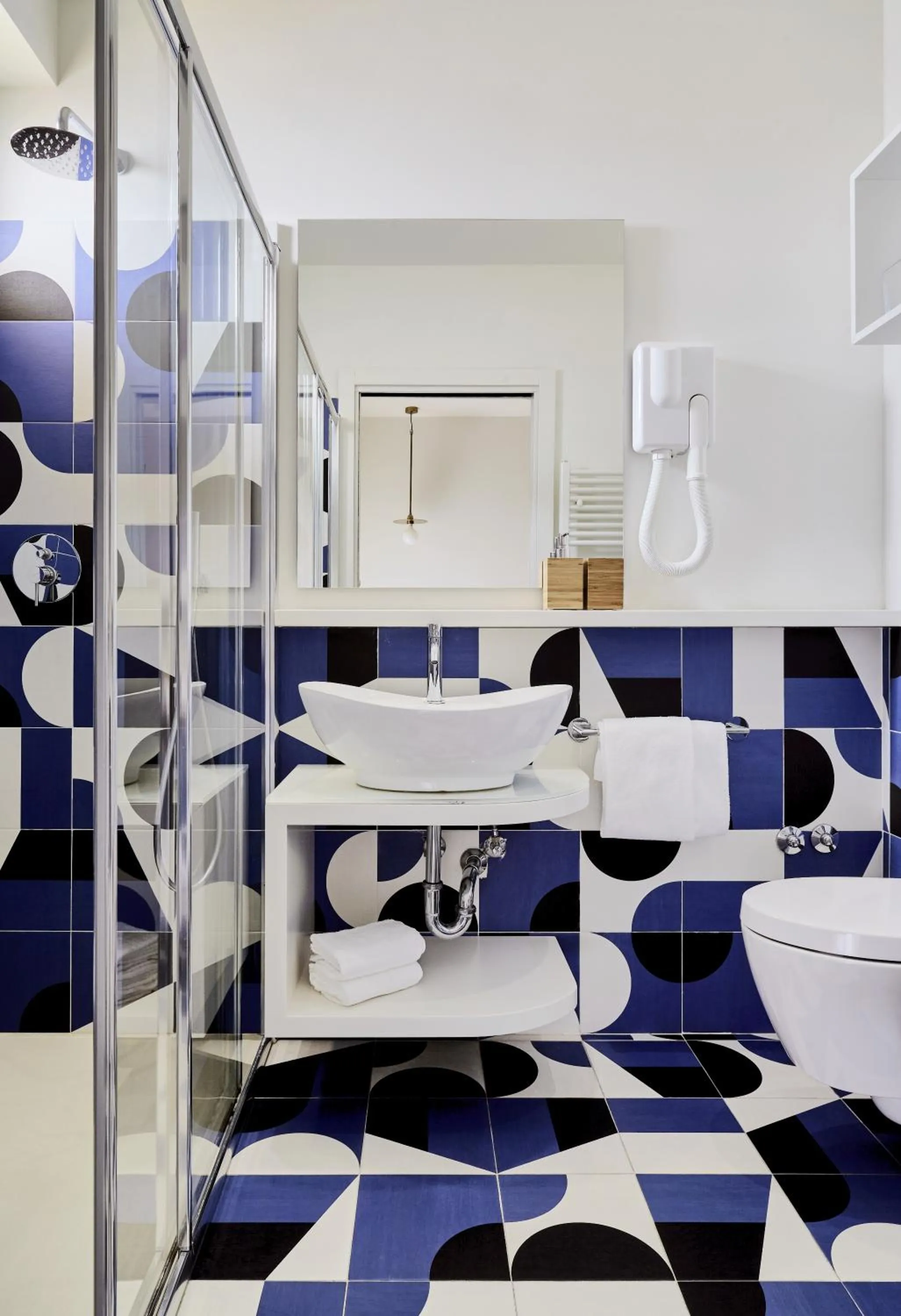 Bathroom in Hotel La Fenice