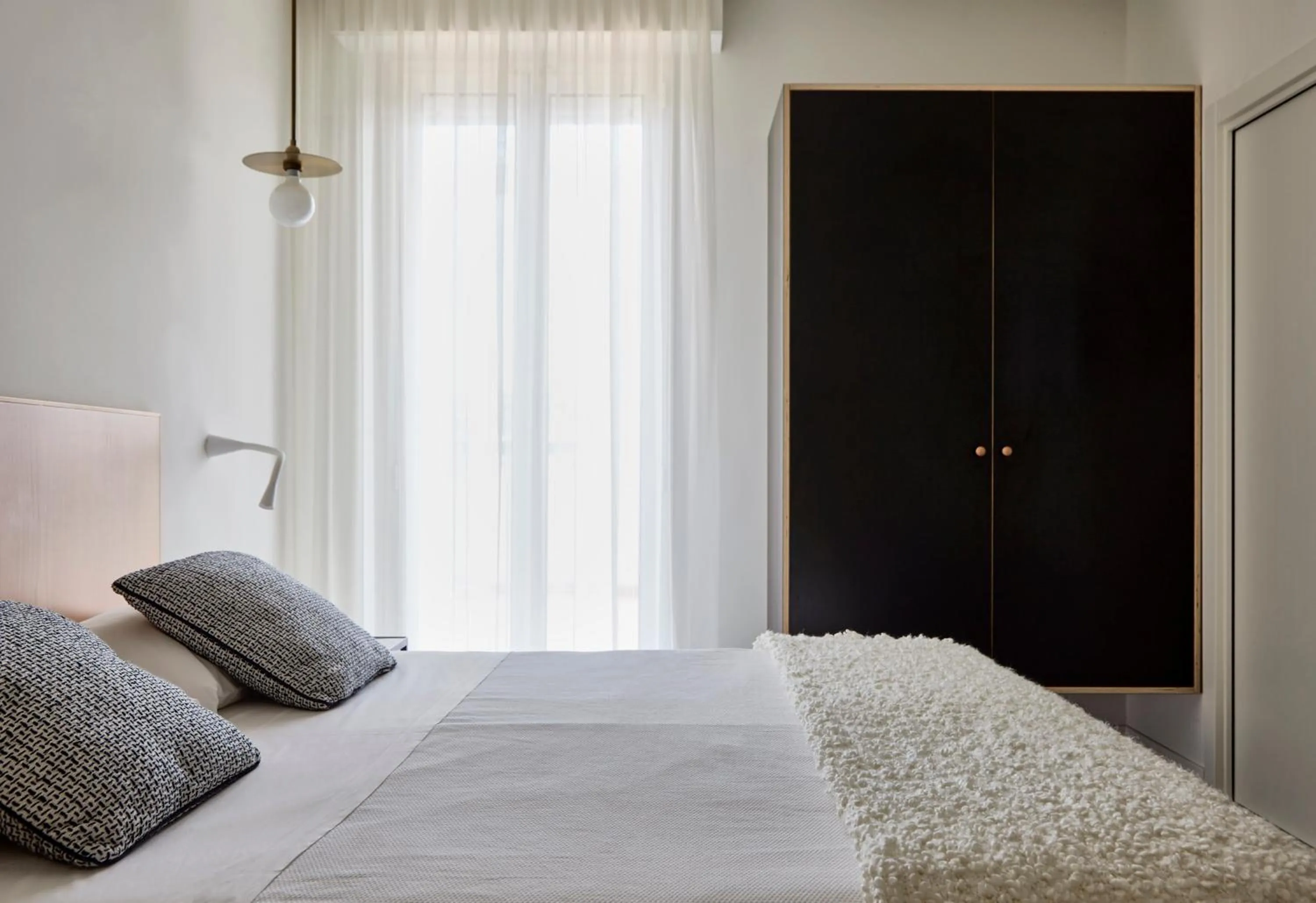 Bed in Hotel La Fenice