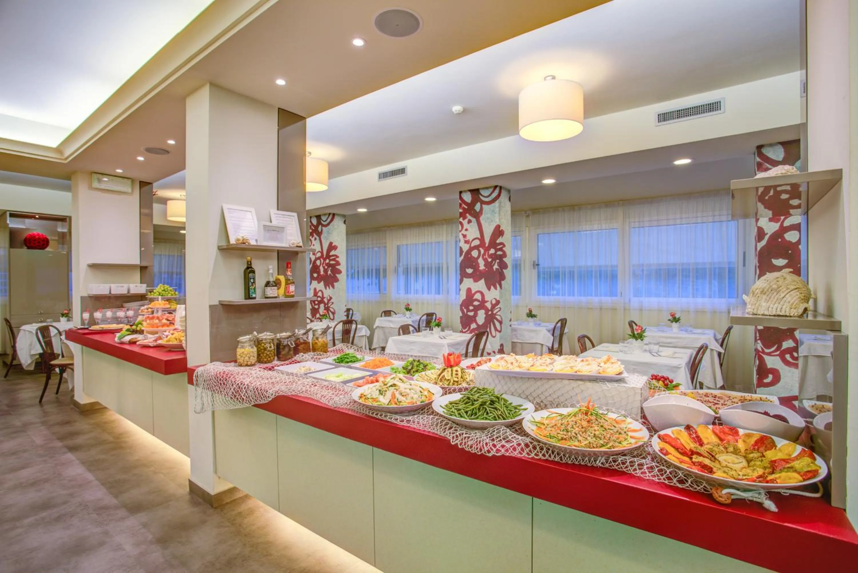 Restaurant/places to eat in Hotel La Fenice