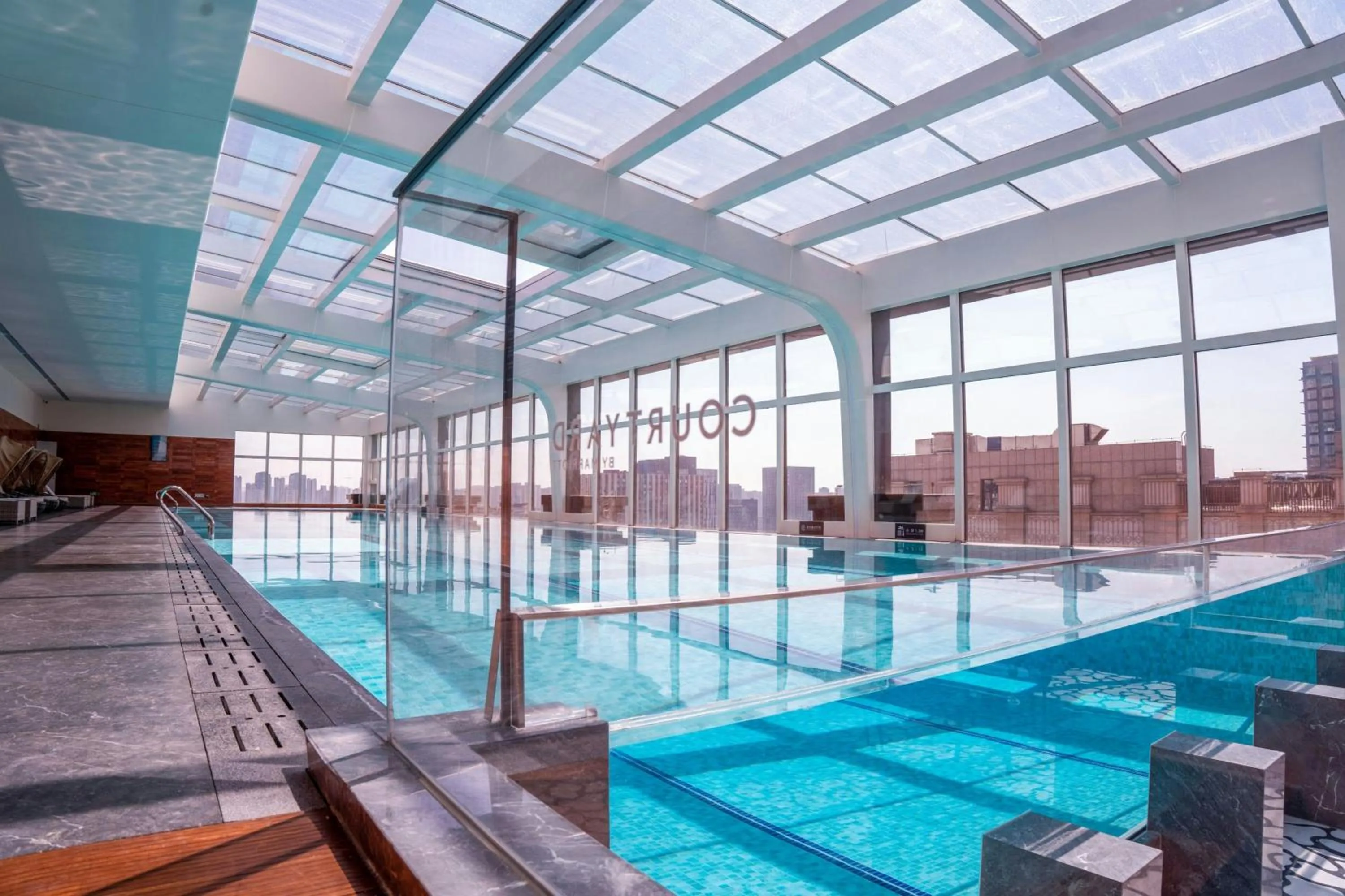 Swimming pool in Courtyard Taiyuan