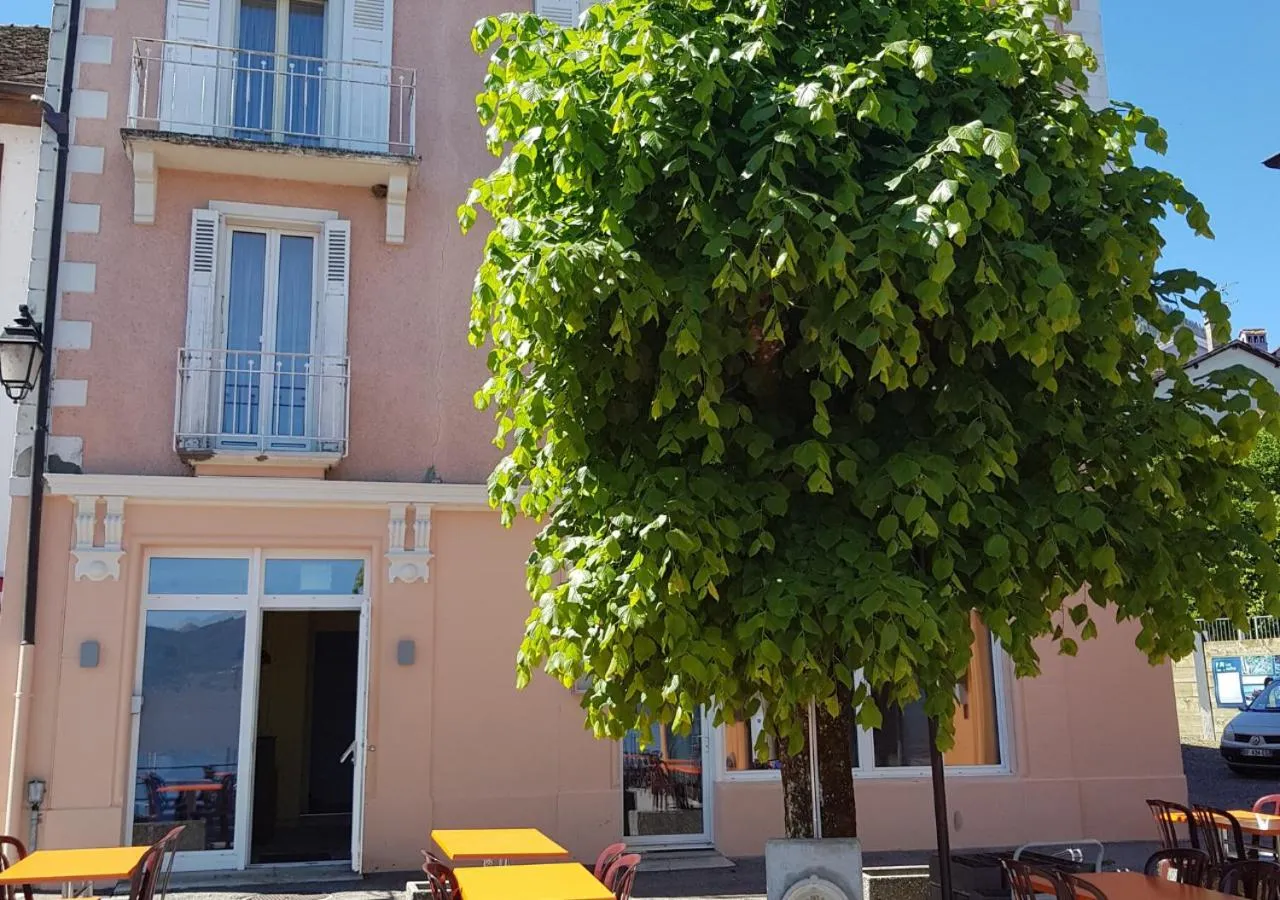 Property building in Hotel Le Rivage