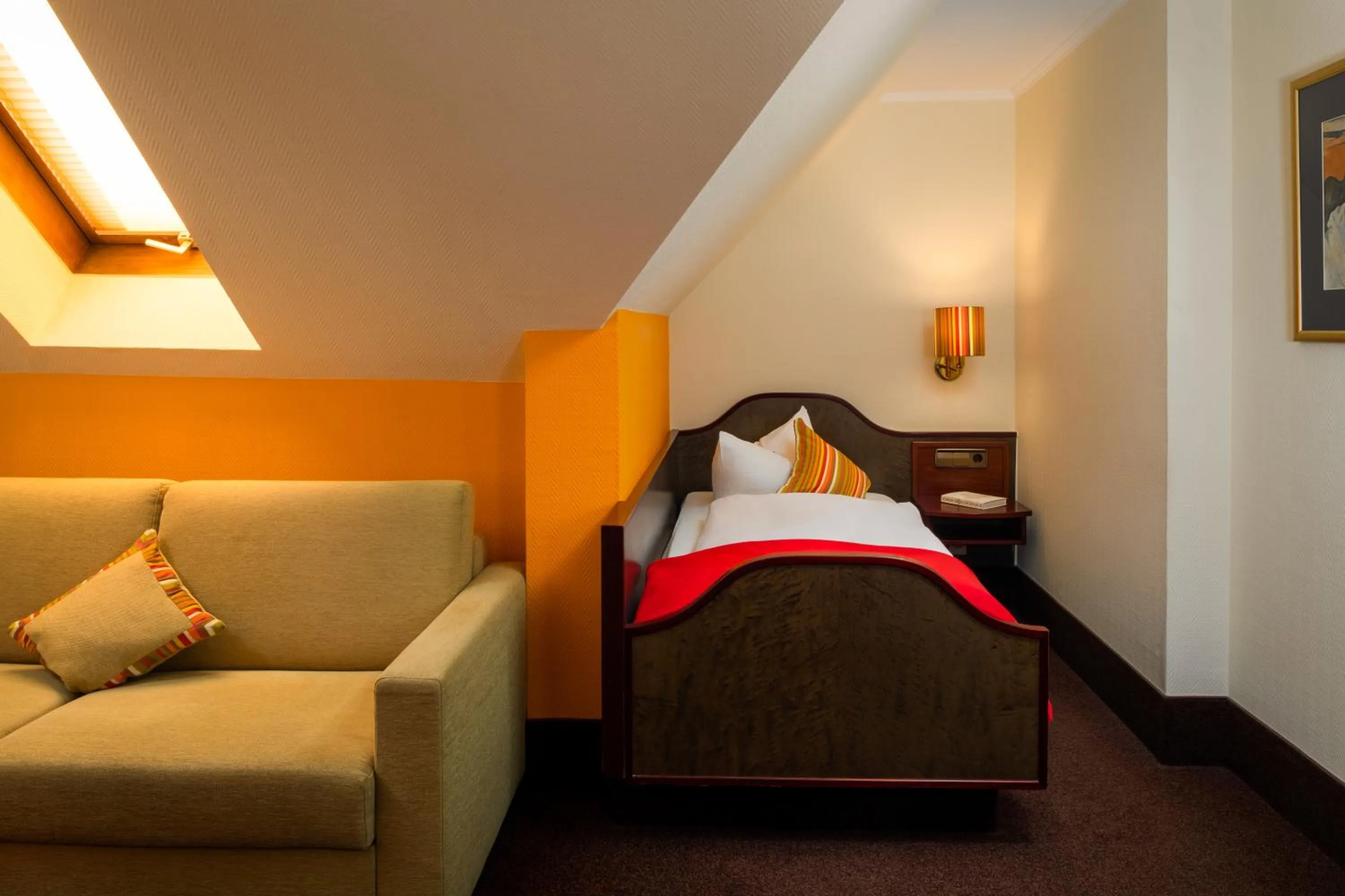 Bed in Hetzel Hotel Stuttgart