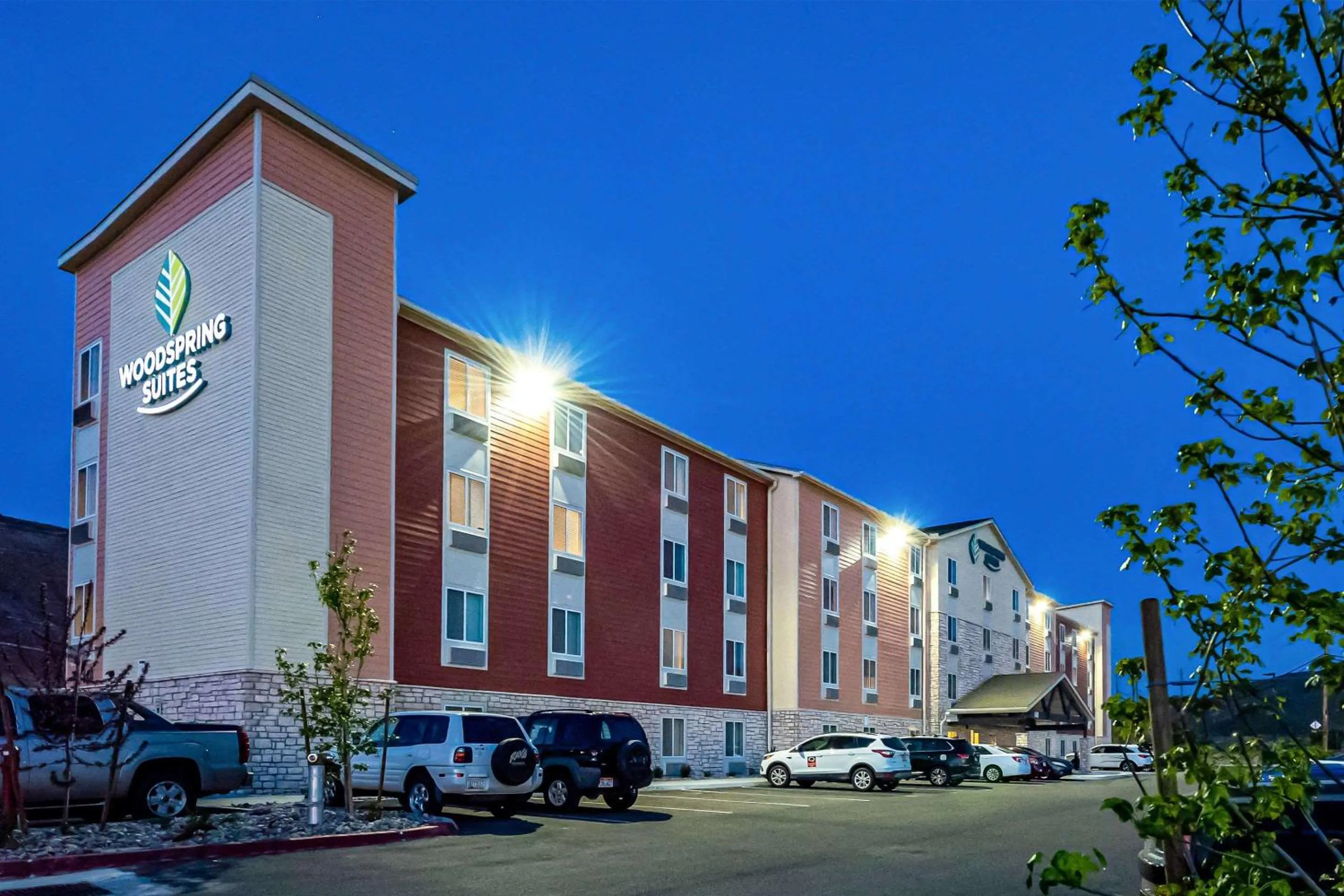 Property building in WoodSpring Suites Reno Sparks