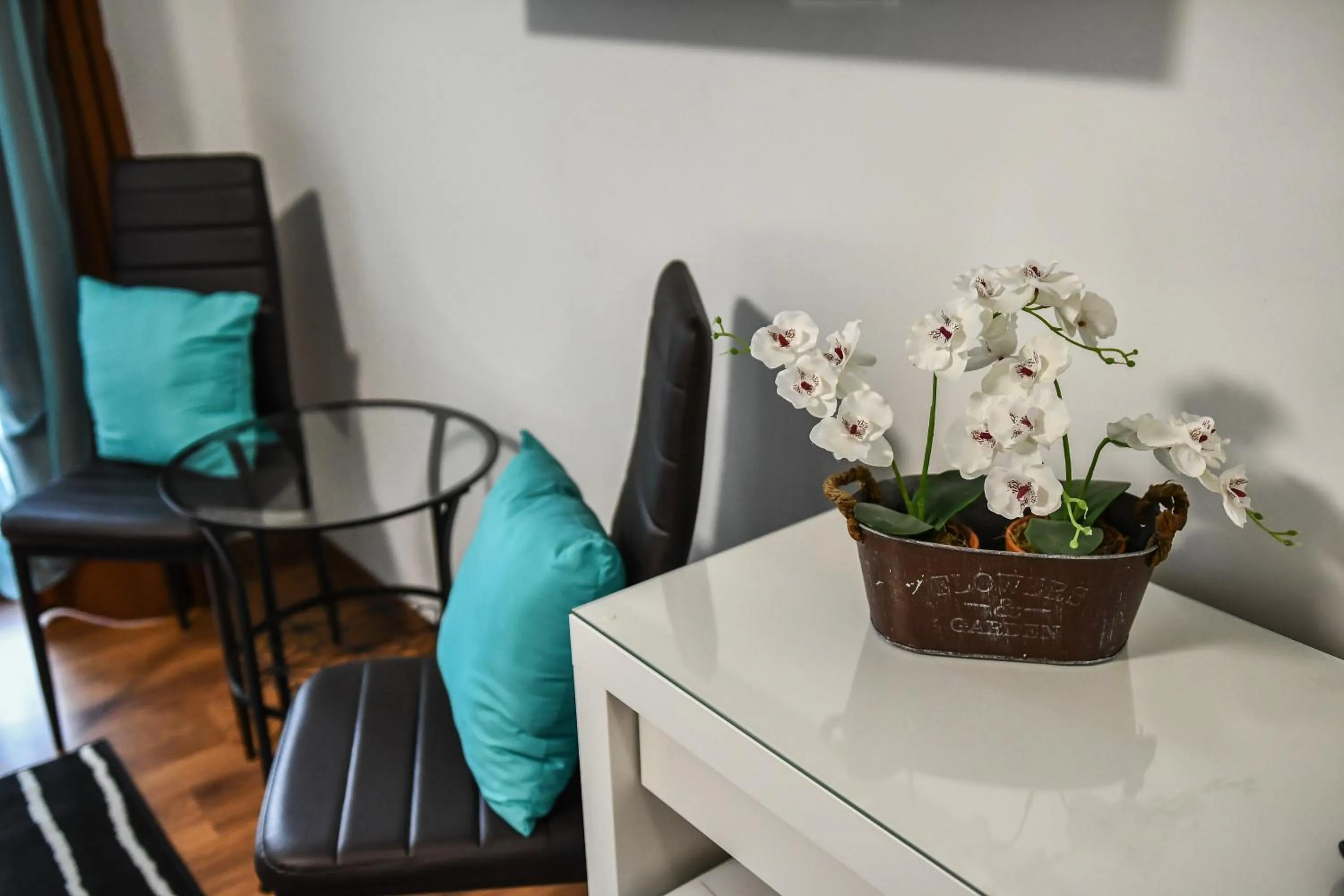 Photo of the whole room in É-Vaskó Panzió Borpince