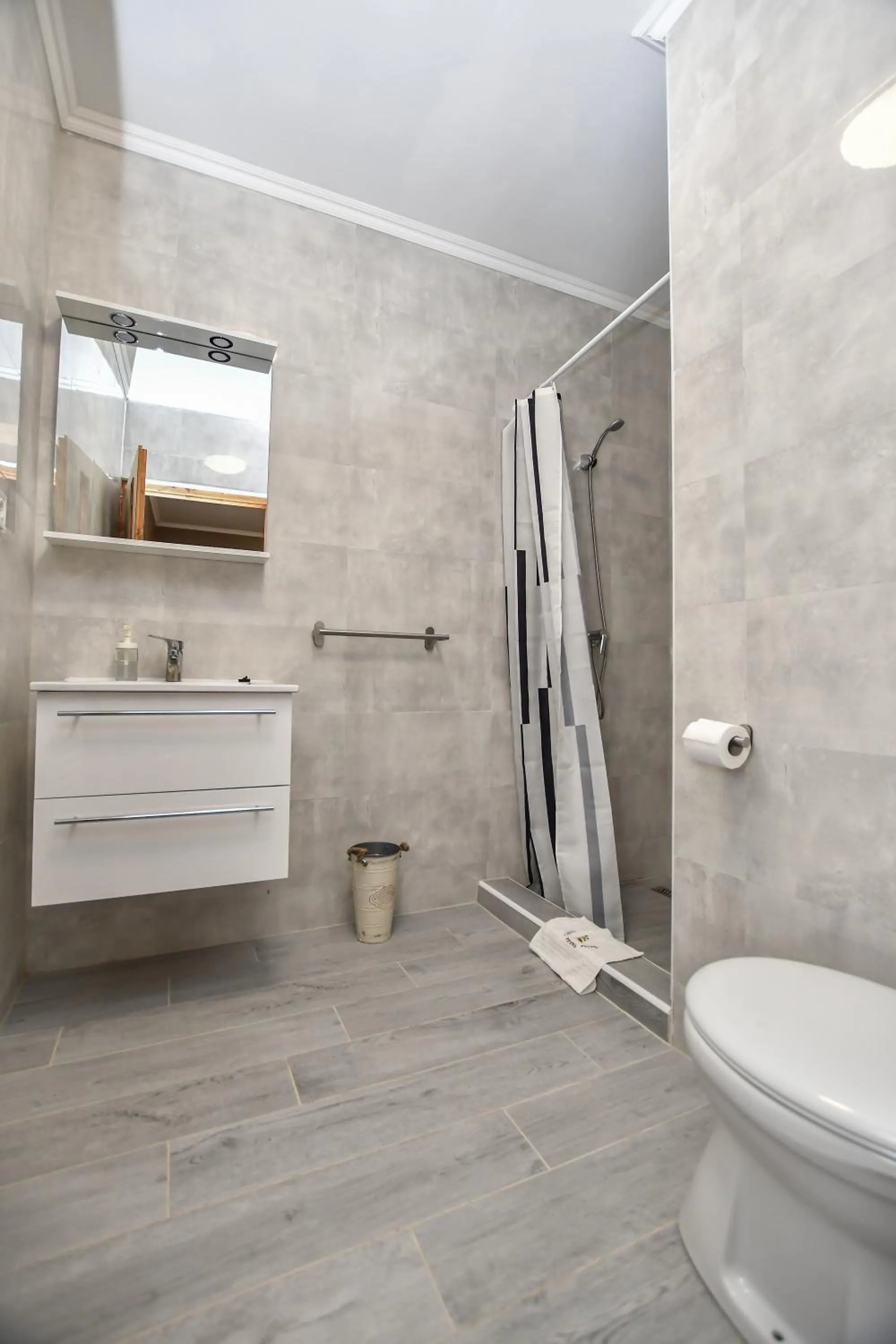 Bathroom in É-Vaskó Panzió Borpince