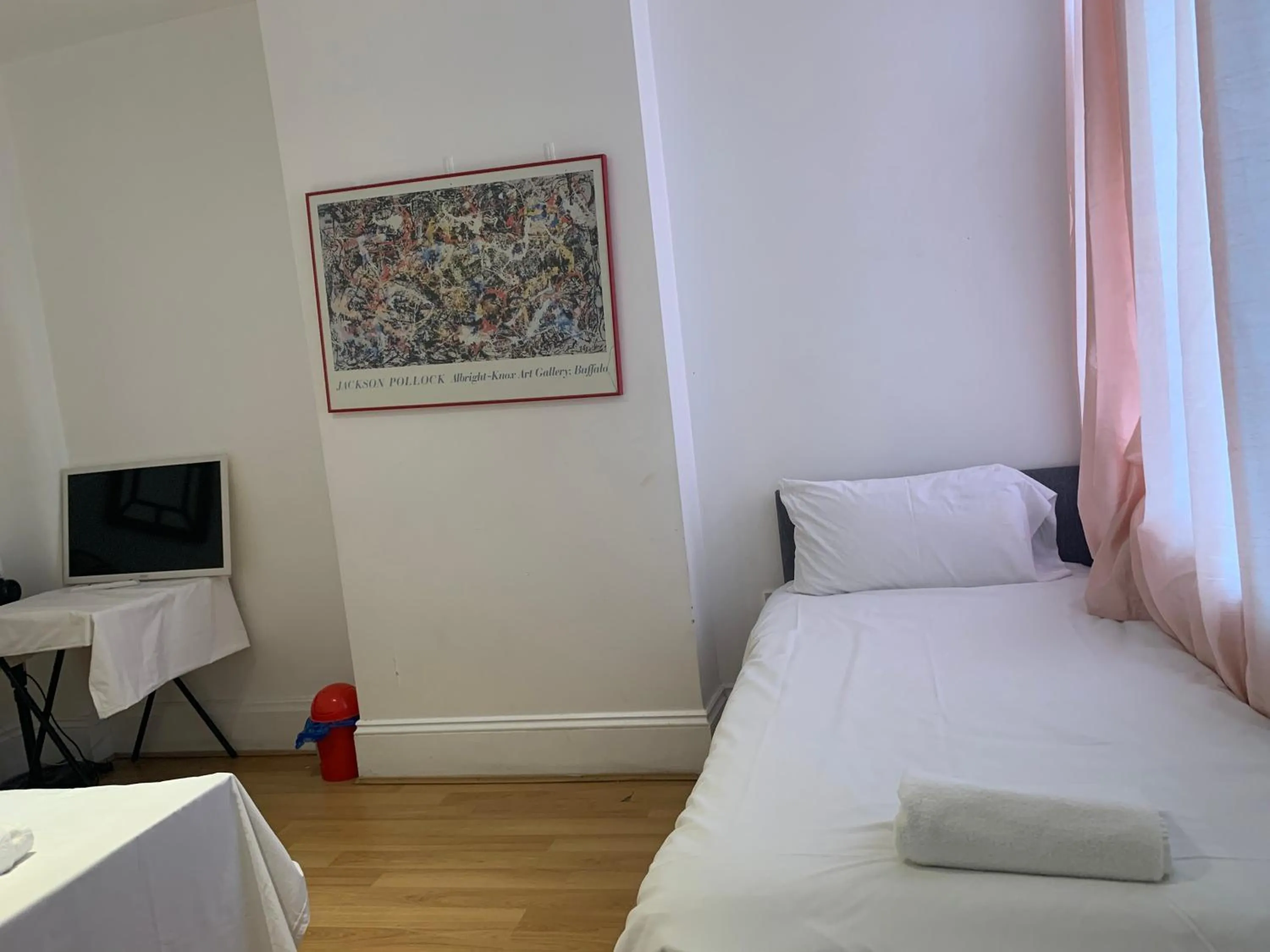 Bed in Brick lane stay