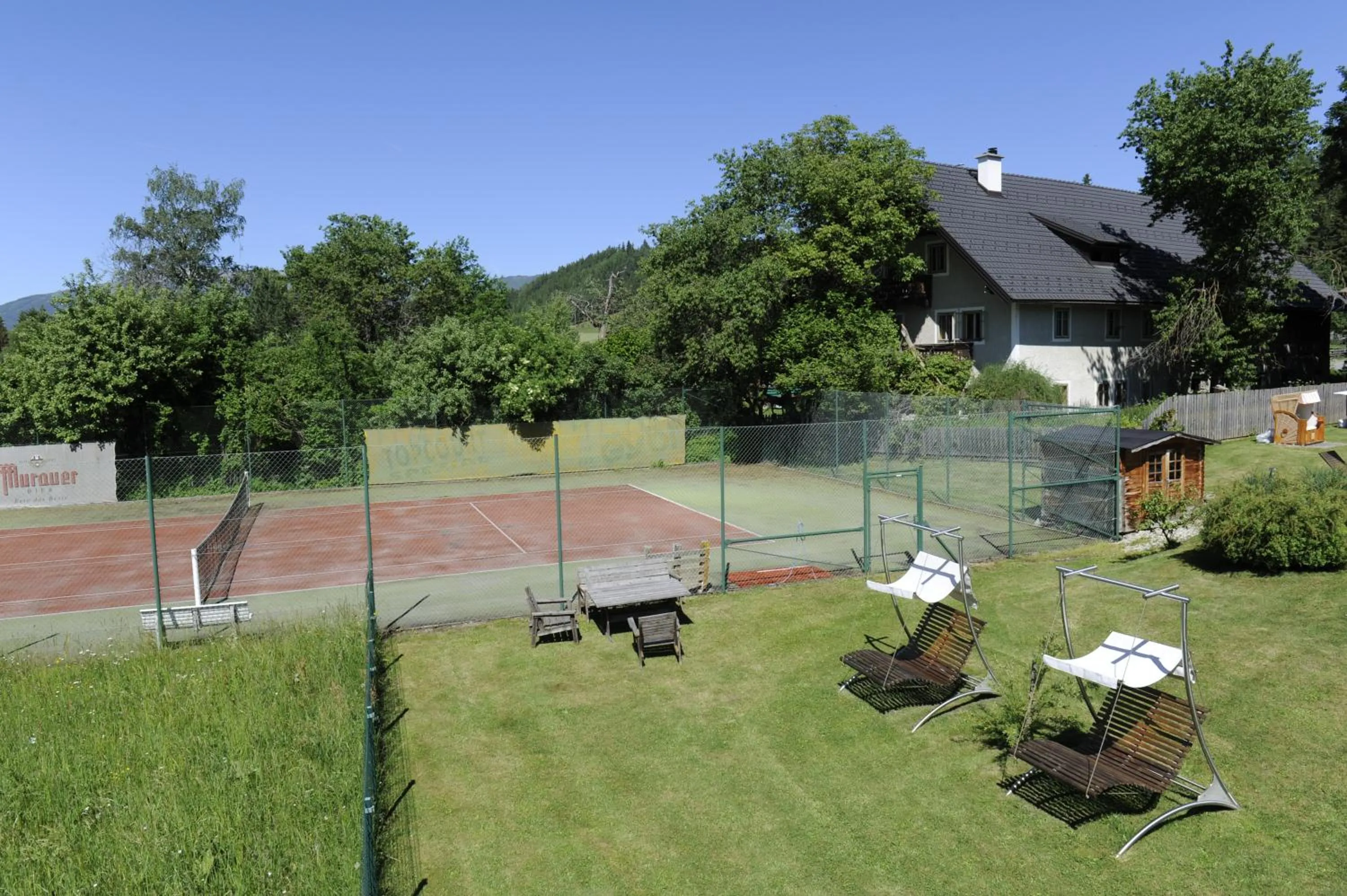Garden in Gasthof Hotel Andlwirt