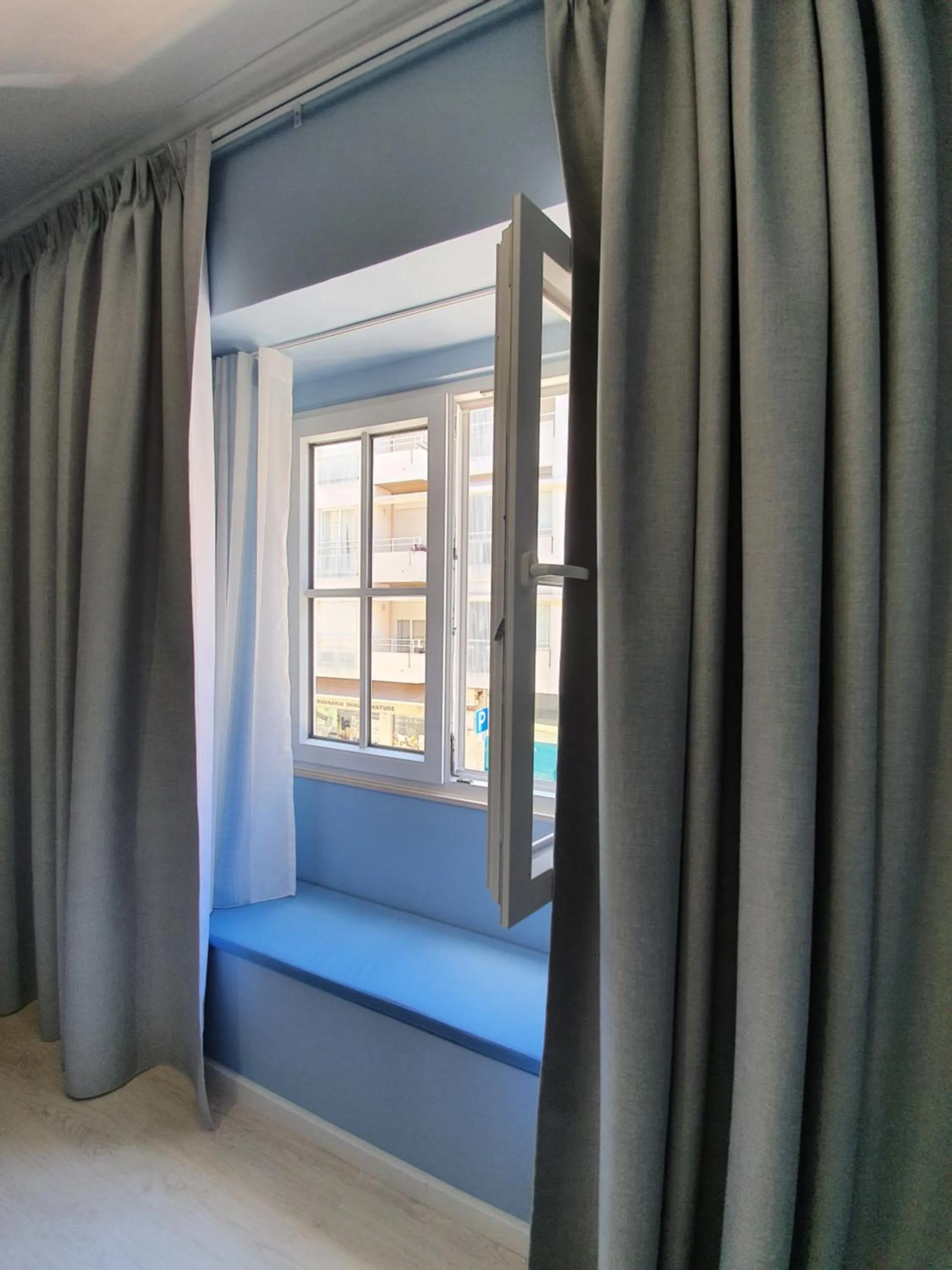 Bedroom in Inn Faro - Casa Amarela - Guest House