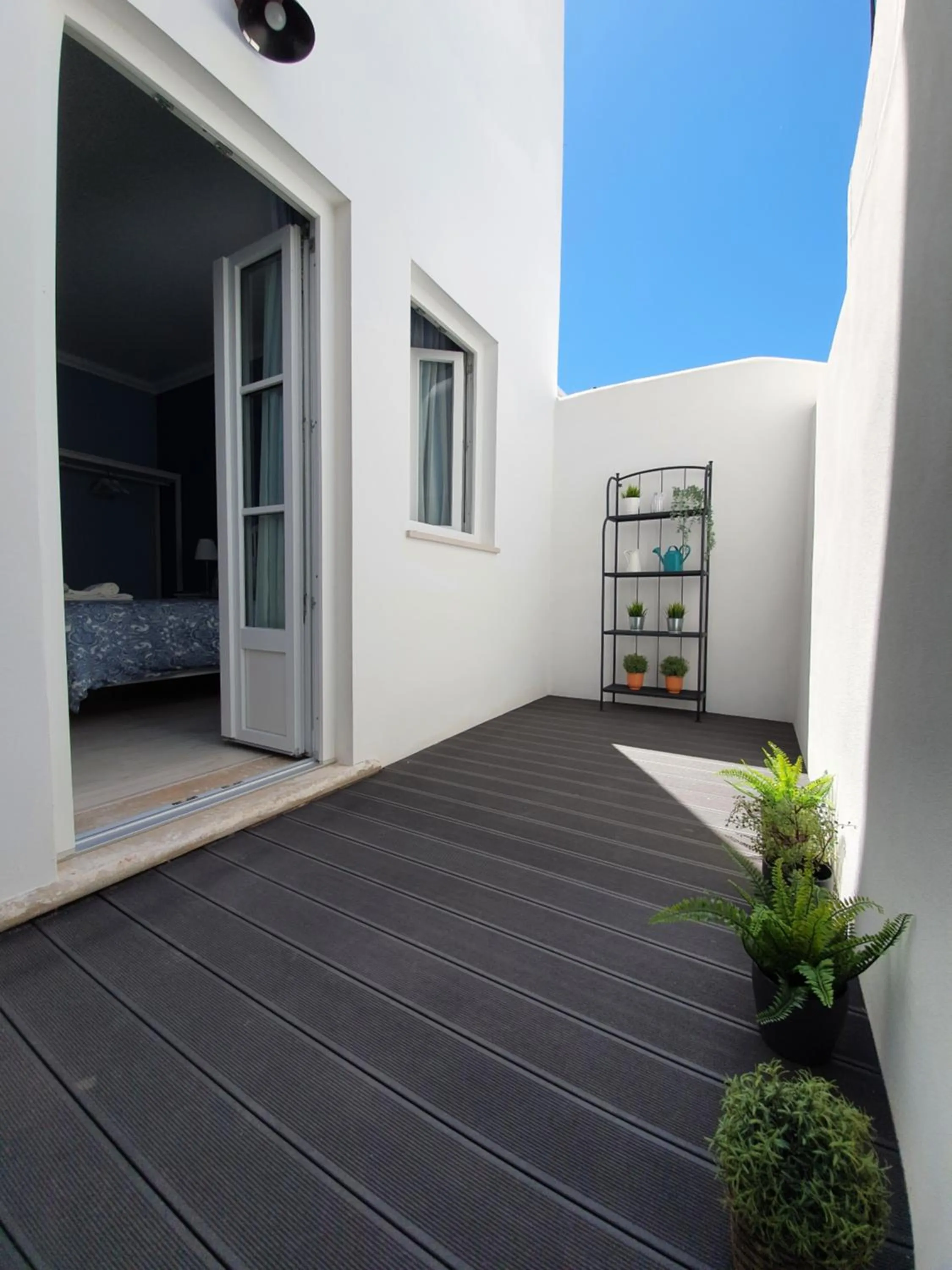 Patio in Inn Faro - Casa Amarela - Guest House