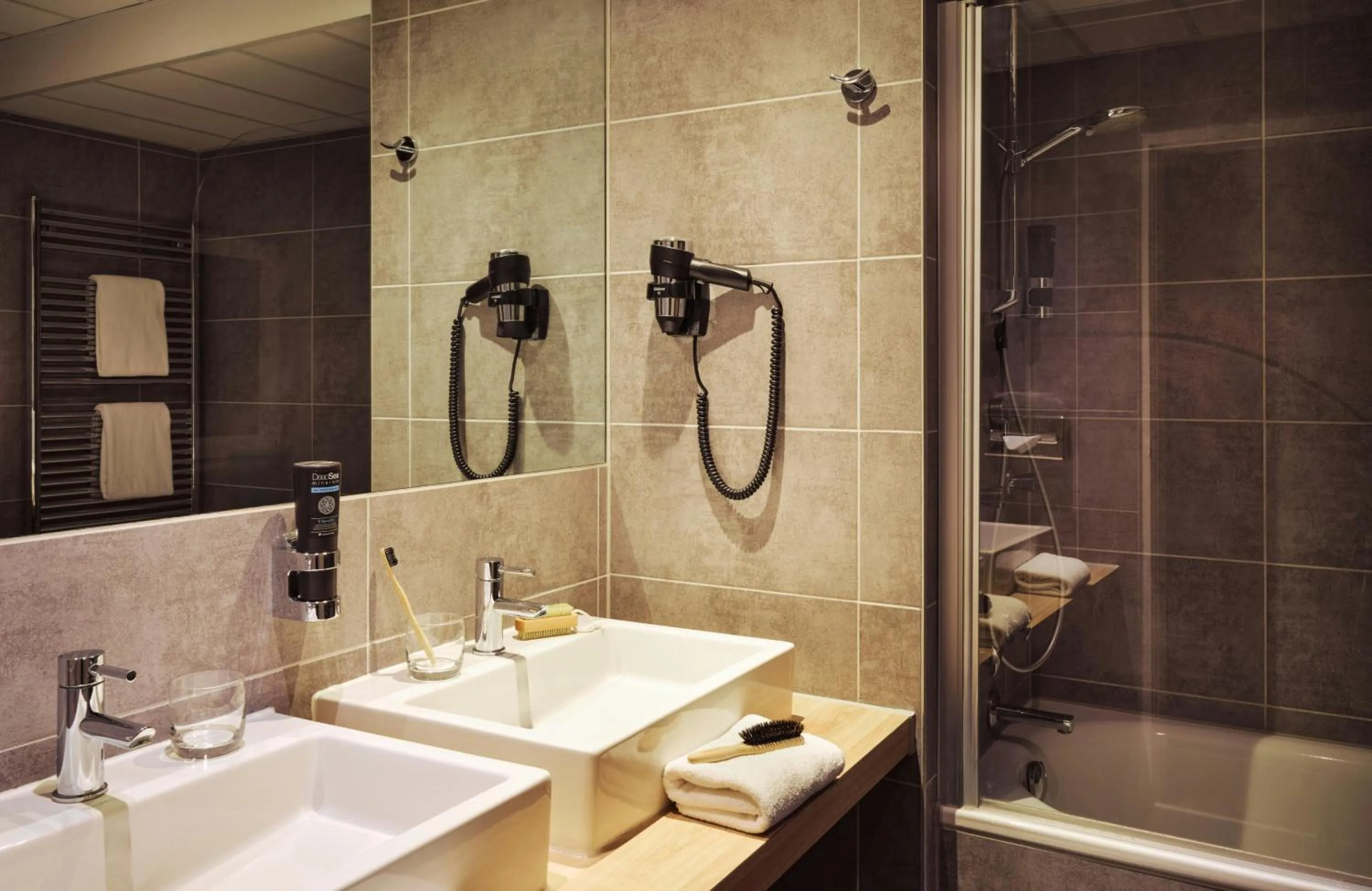 Bathroom in Hotel Mannheimer Hof - Leonardo Limited Edition