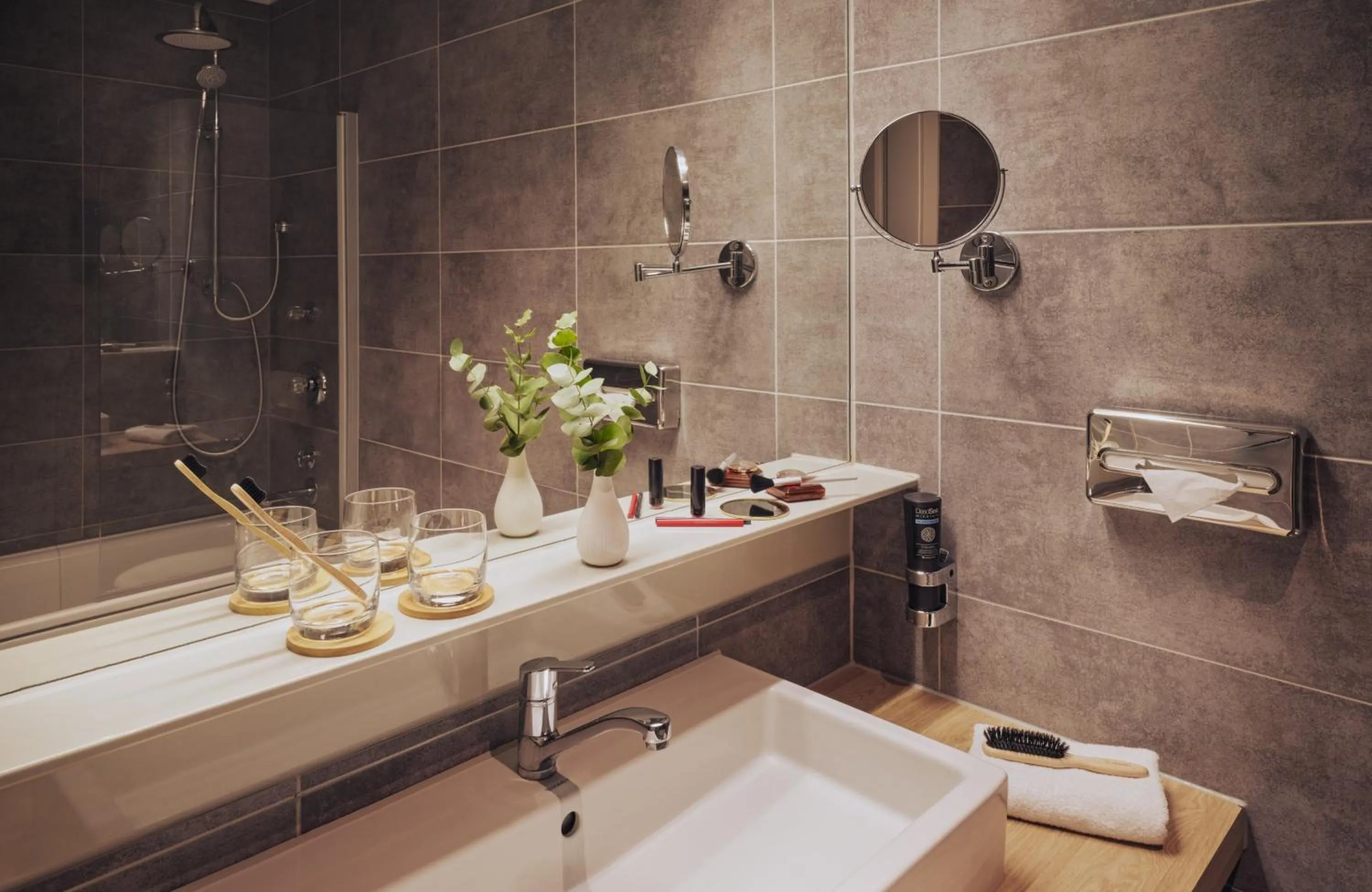 Bathroom in Hotel Mannheimer Hof - Leonardo Limited Edition