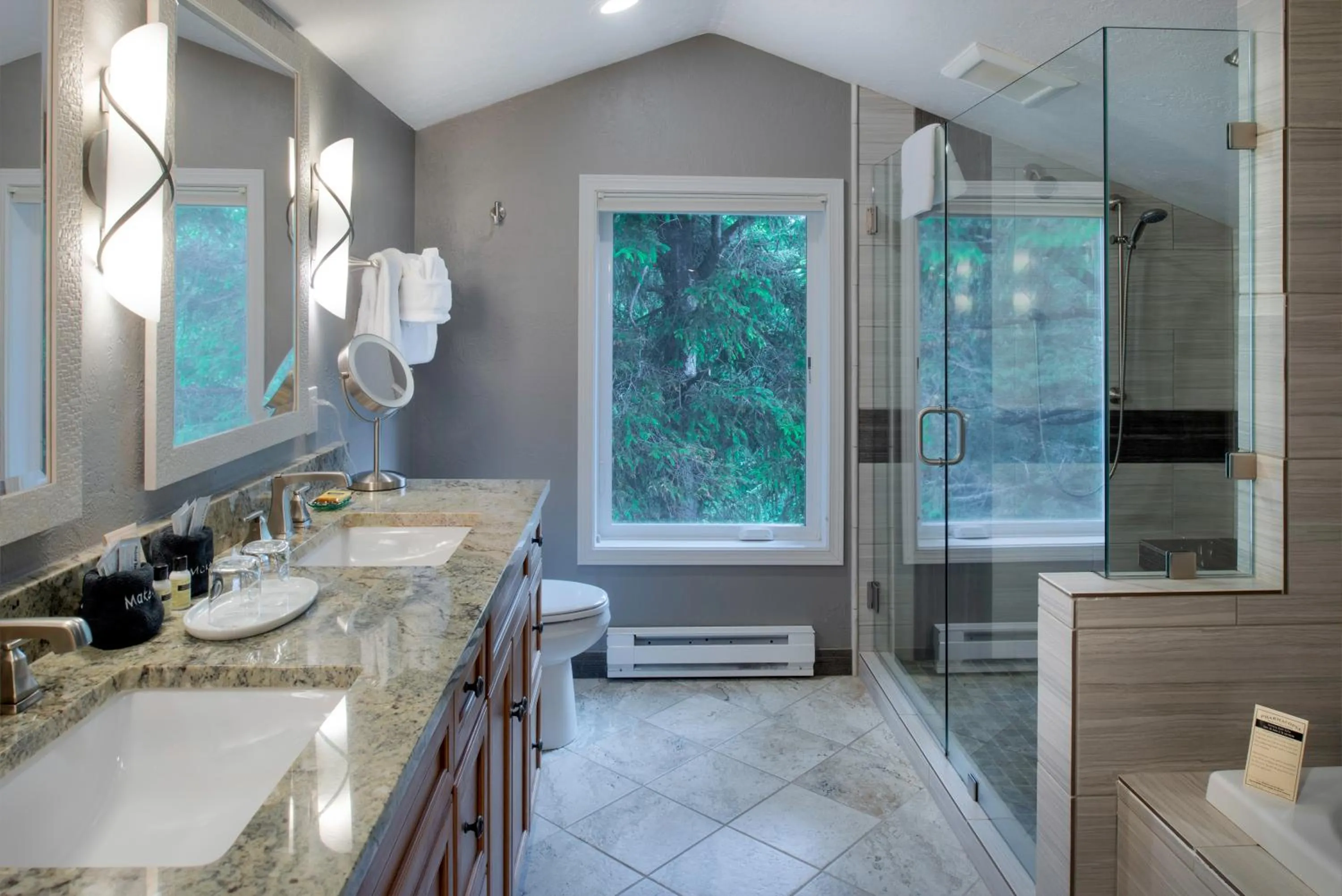 Shower in Ocean House