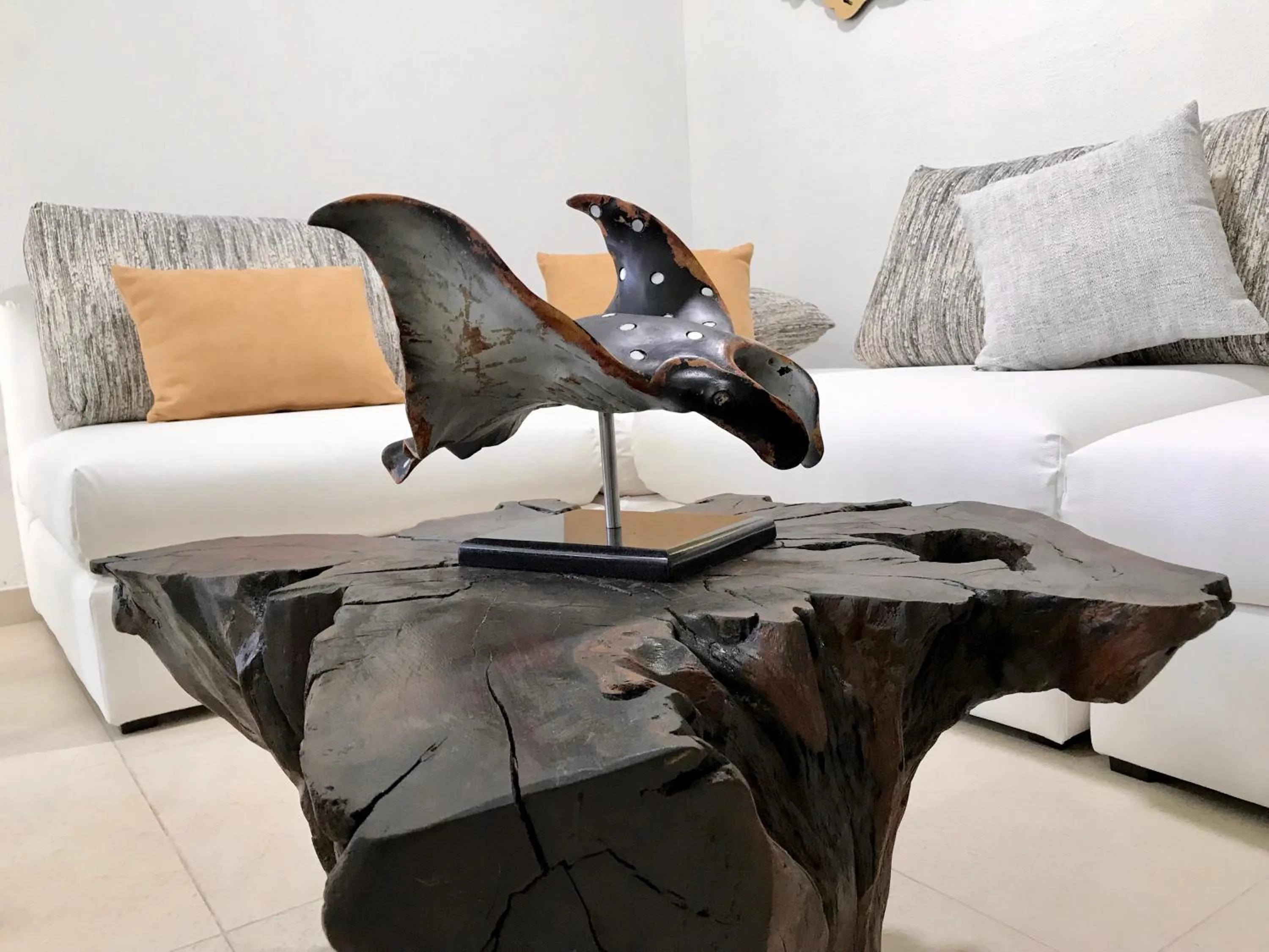 Living room, Bed in Marina Suites by Andiani Travel