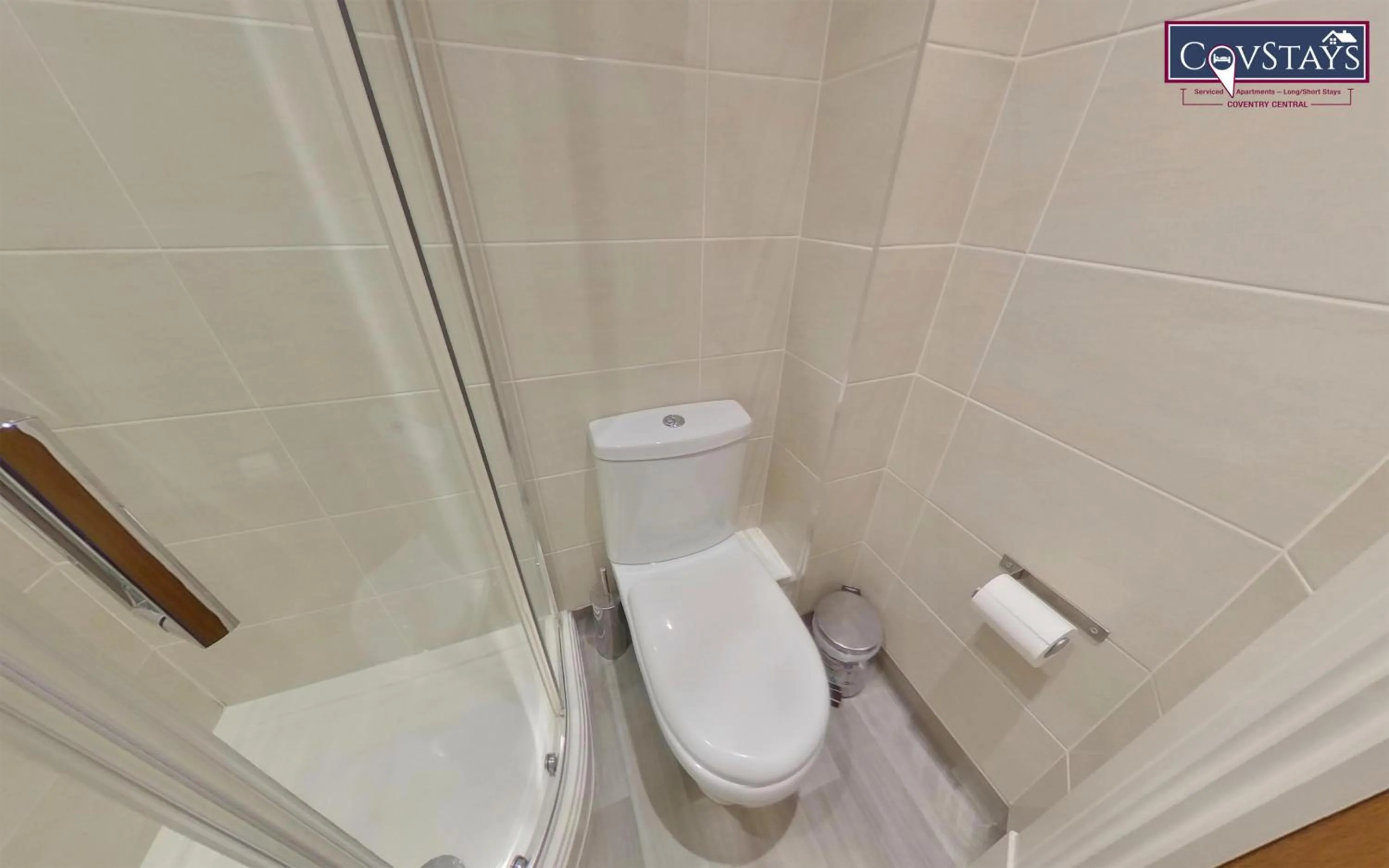 Victoria House - Deluxe Studios in Coventry City Centre, free parking, by COVSTAYS